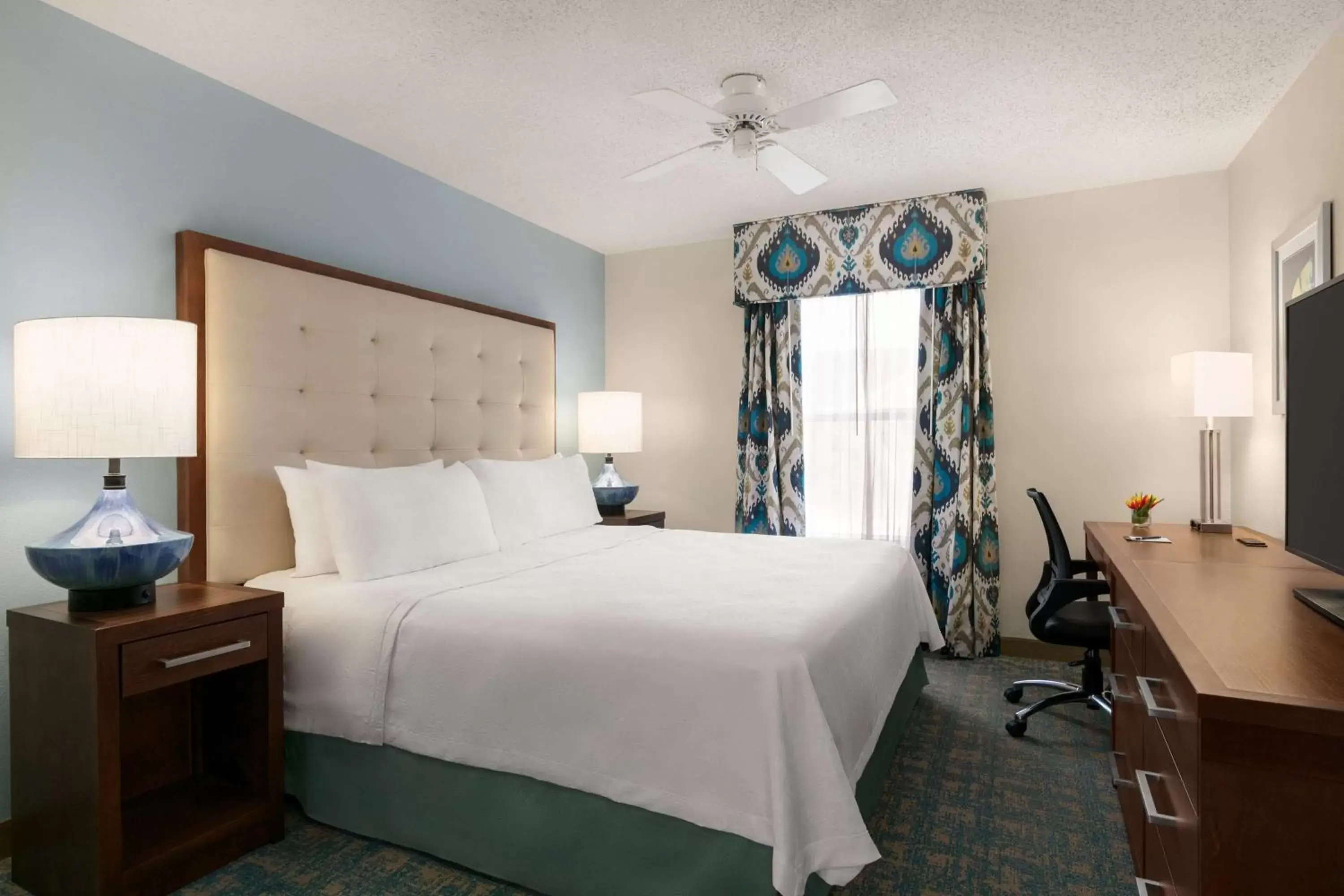 Bed in Homewood Suites by Hilton Fort Myers