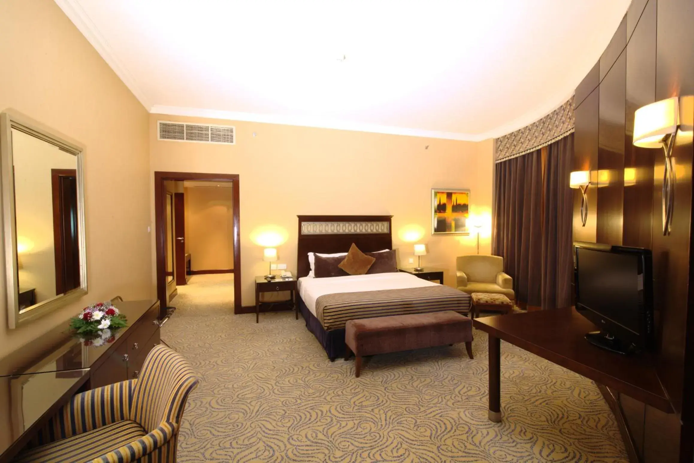 Photo of the whole room, Bed in Concorde Fujairah Hotel