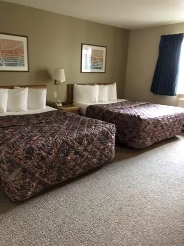 Bed in Value Host Marquette