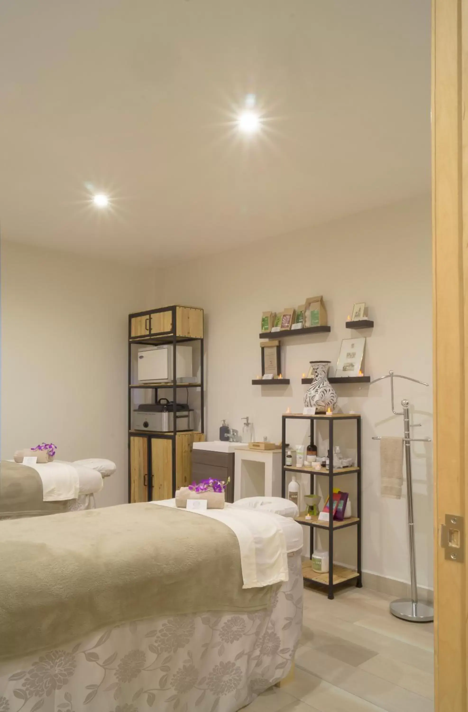 Massage, Bed in Alteza Polanco Massage, Bed in Alteza Polanco