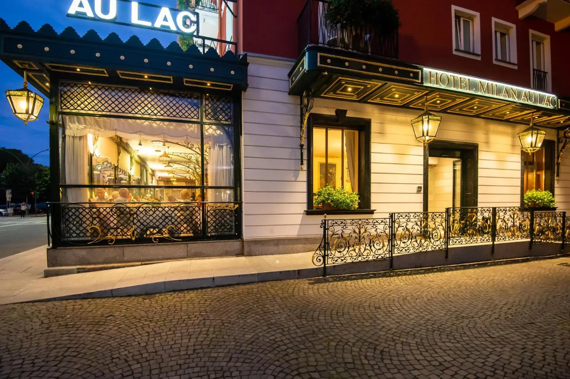 Property Building in Hotel Milan Speranza Au Lac