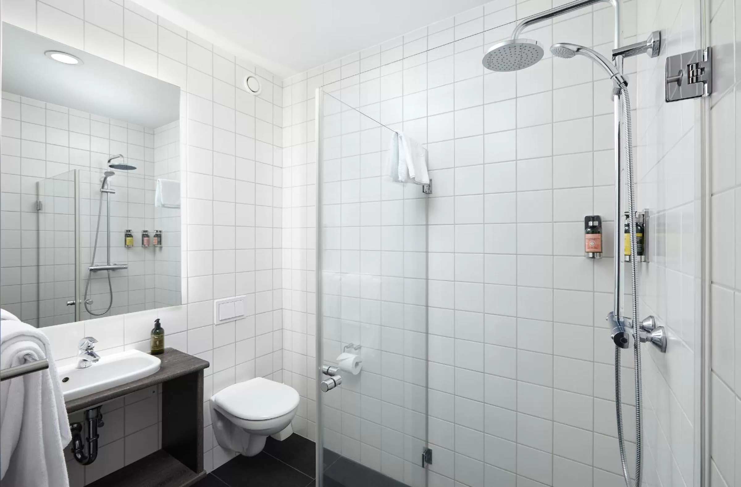 Shower in Alda Hotel Reykjavík