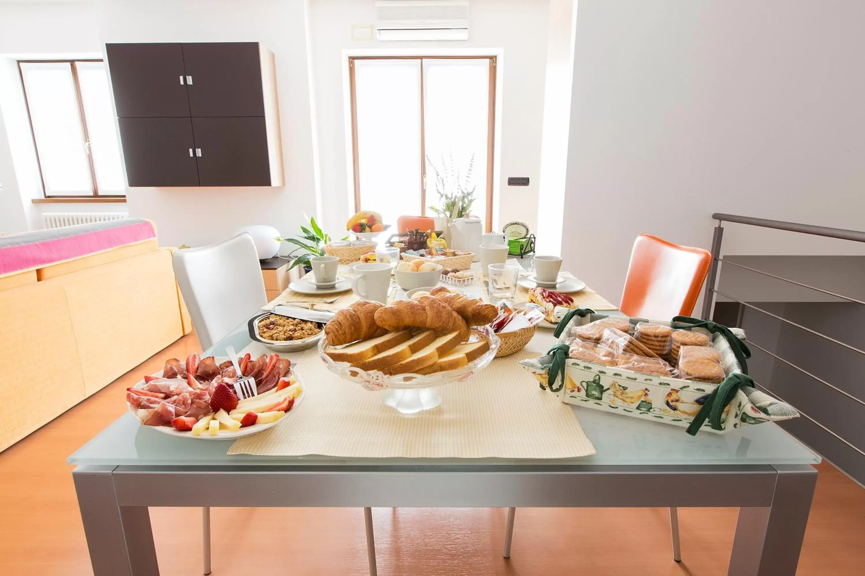 Buffet breakfast in B&B La Corte