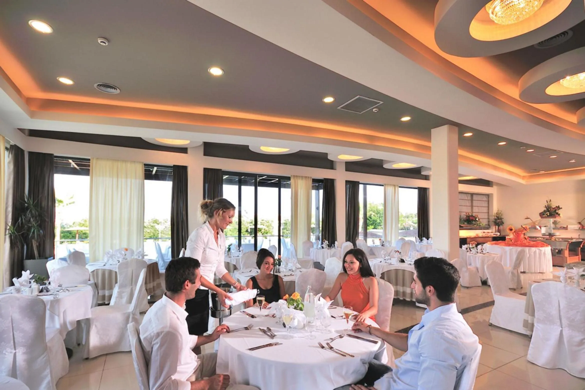 Restaurant/places to eat in Afandou Bay Resort Suites