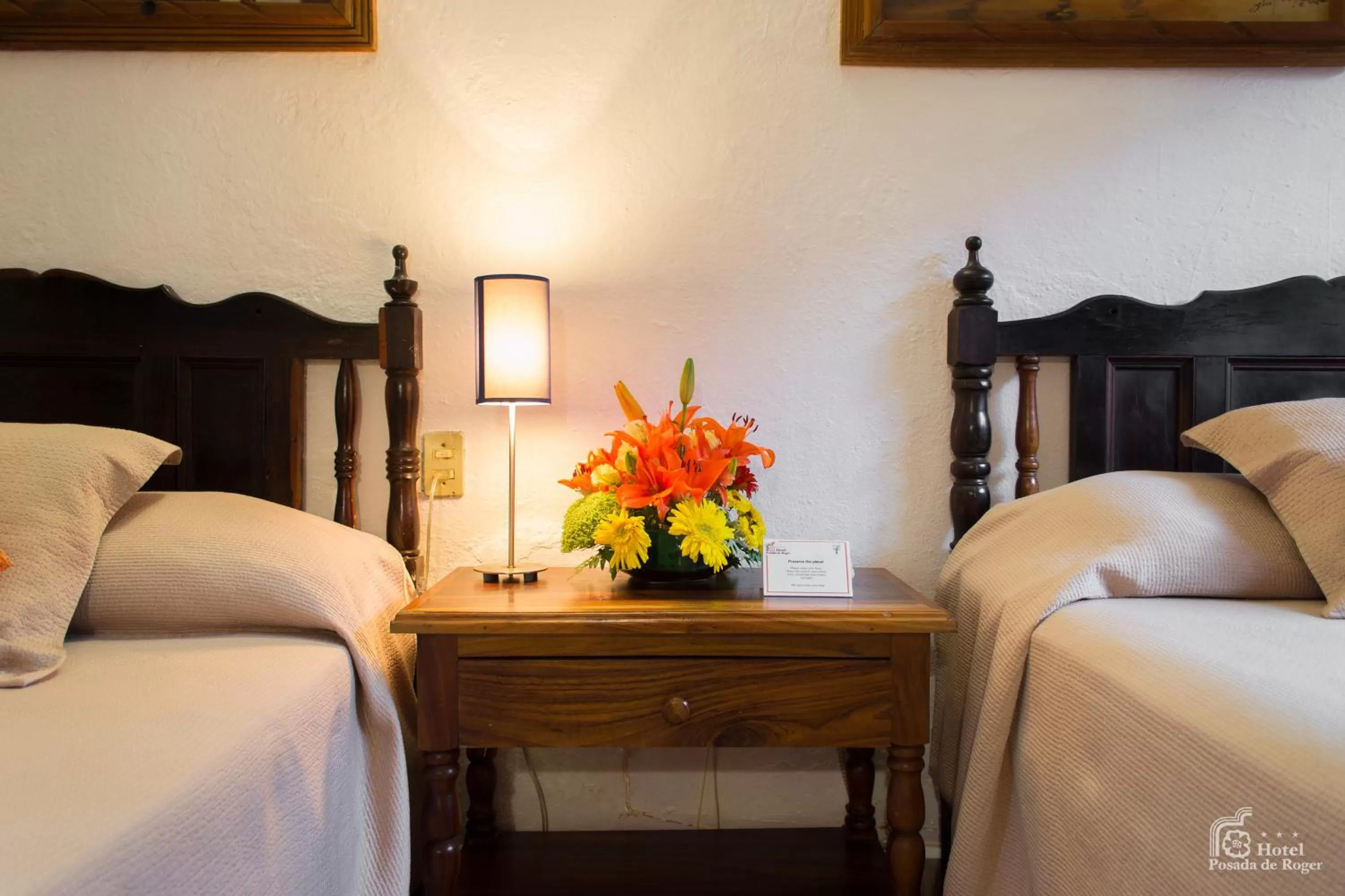 Bedroom, Bed in Hotel Posada De Roger - Near Los Muertos Beach