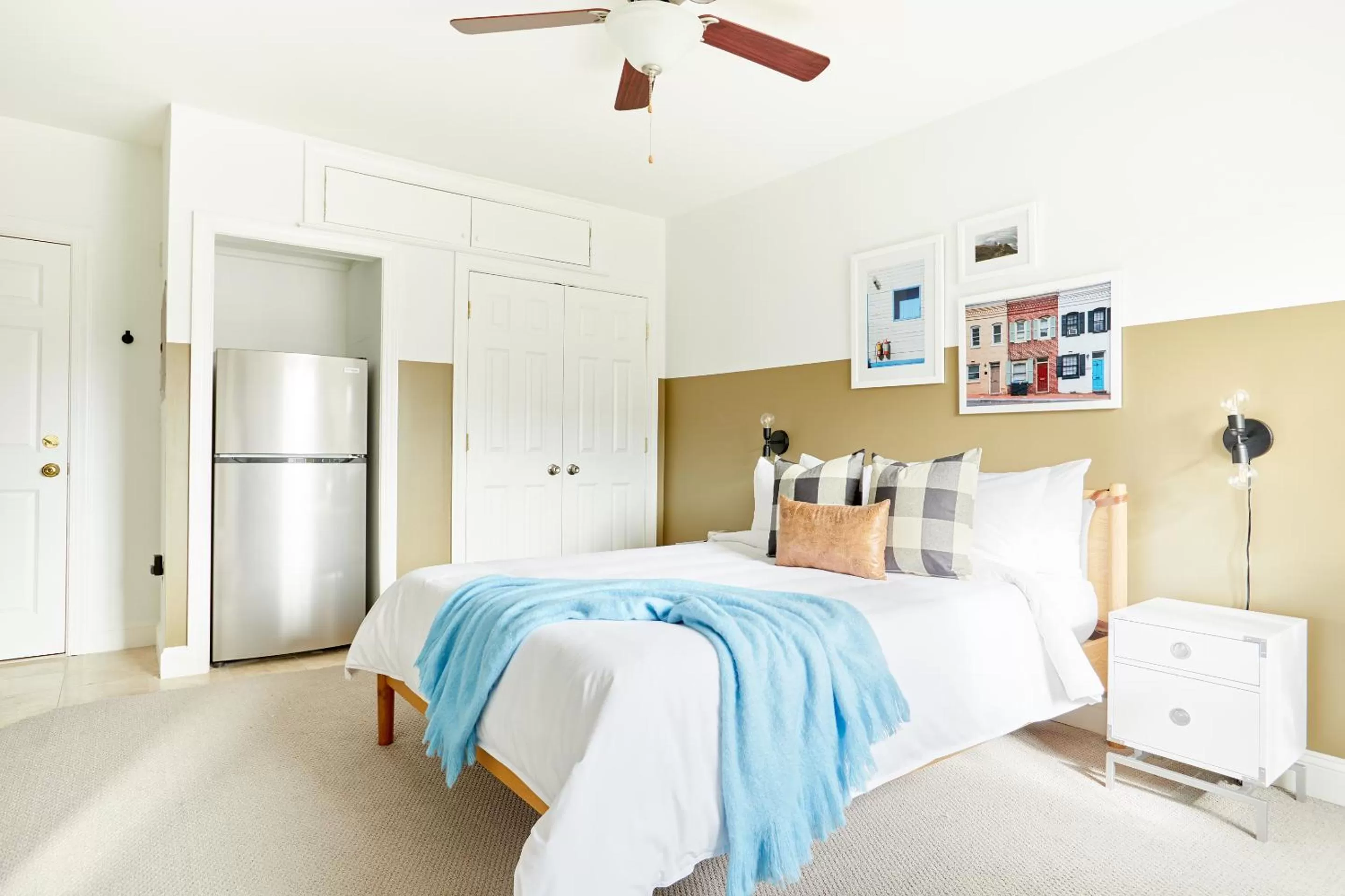 Living room, Bed in Kasa Del Ray Alexandria