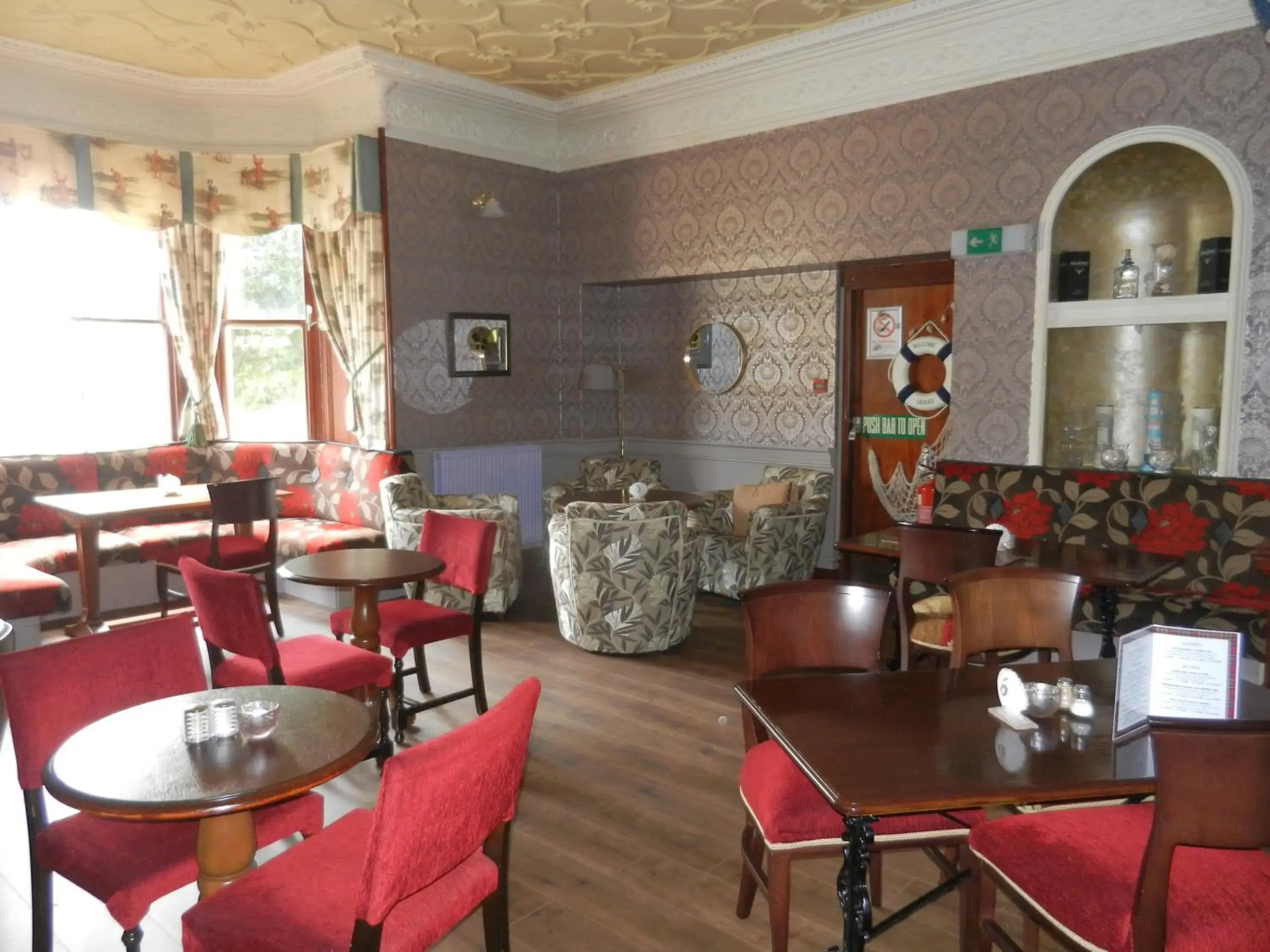 Lounge or bar, Lounge/Bar in Mansfield Castle Hotel