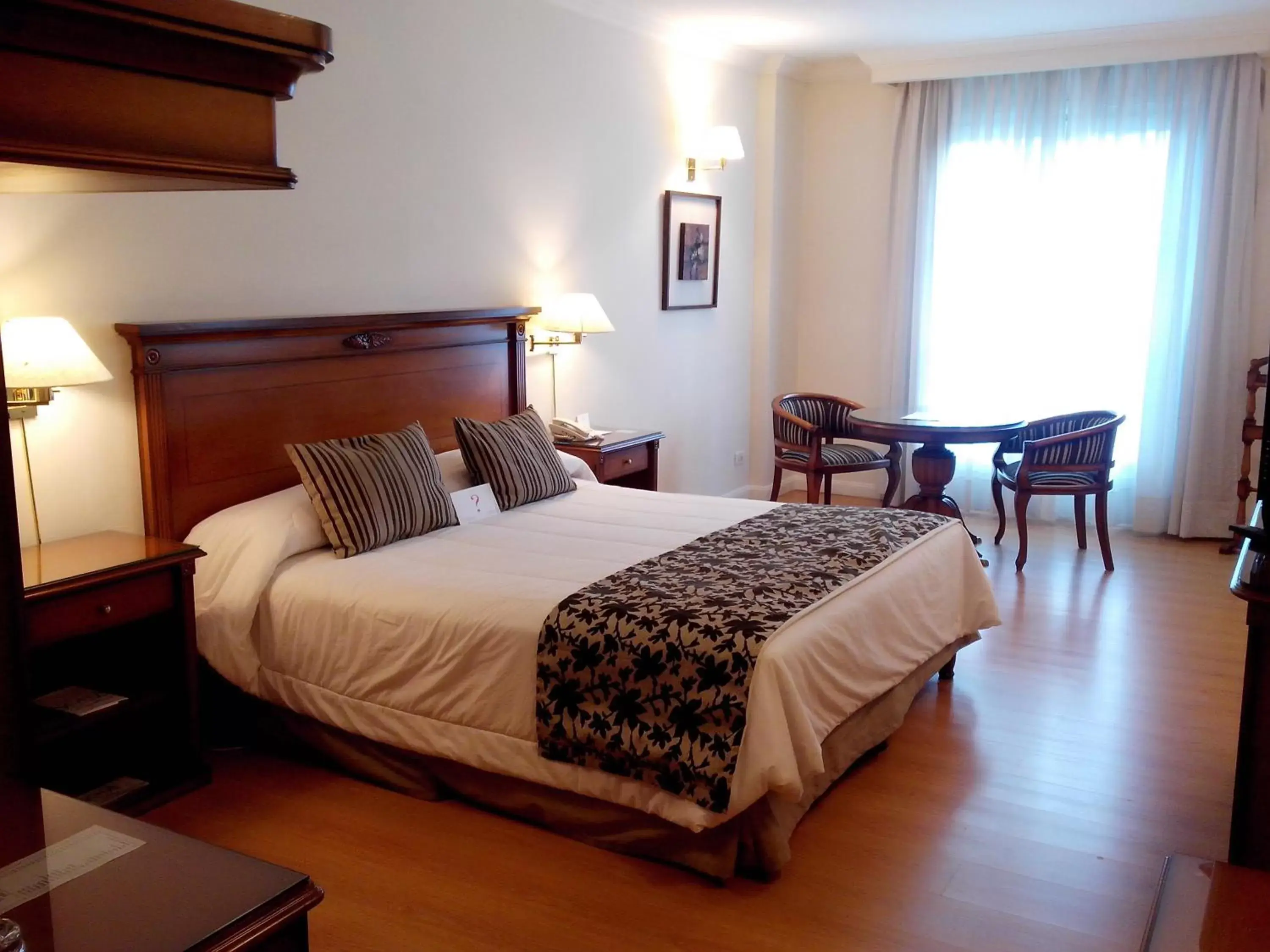 Standard Double Room in Scala Hotel Buenos Aires Standard Double Room in Scala Hotel Buenos Aires