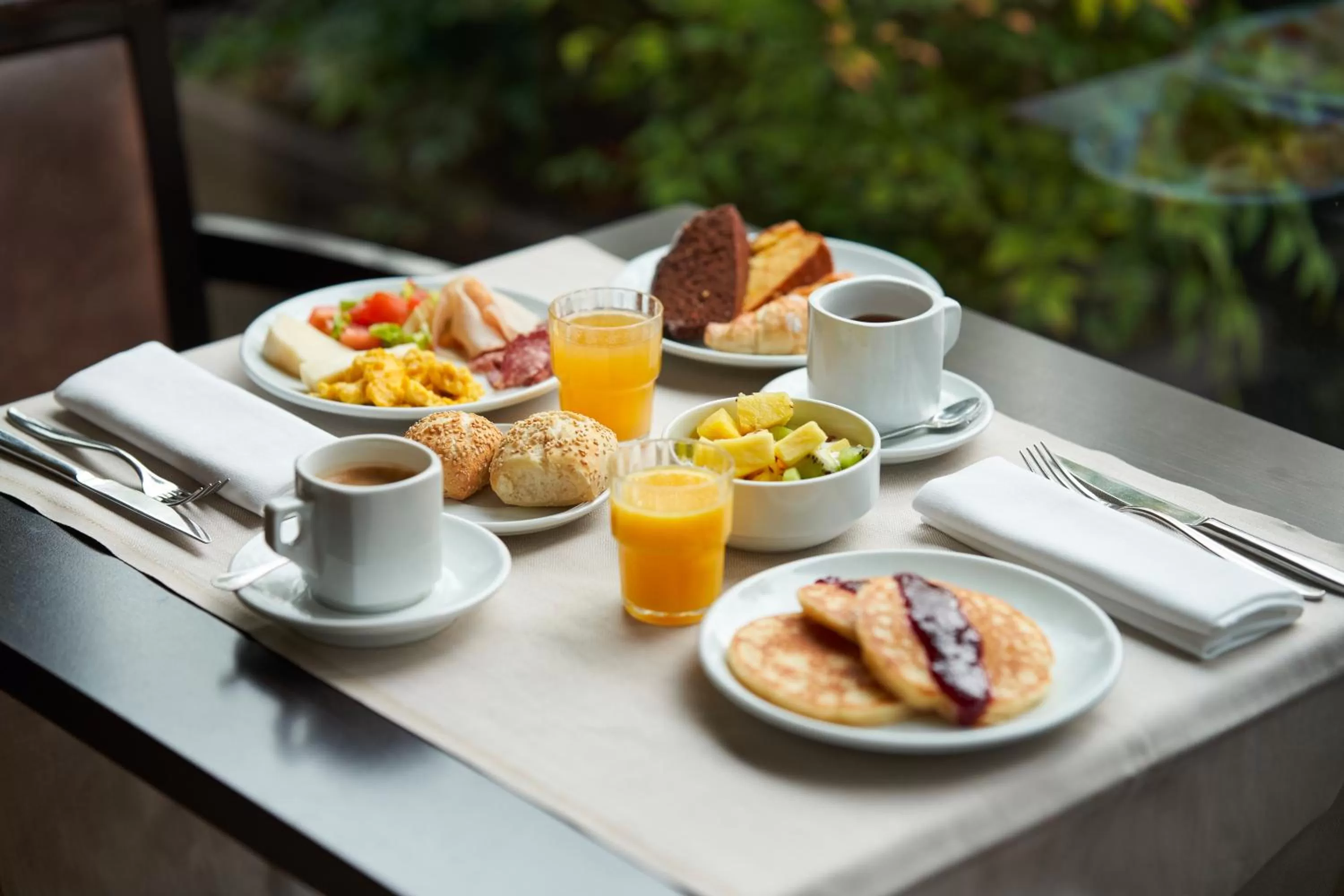 Breakfast in UNA Hotels Galles Milano