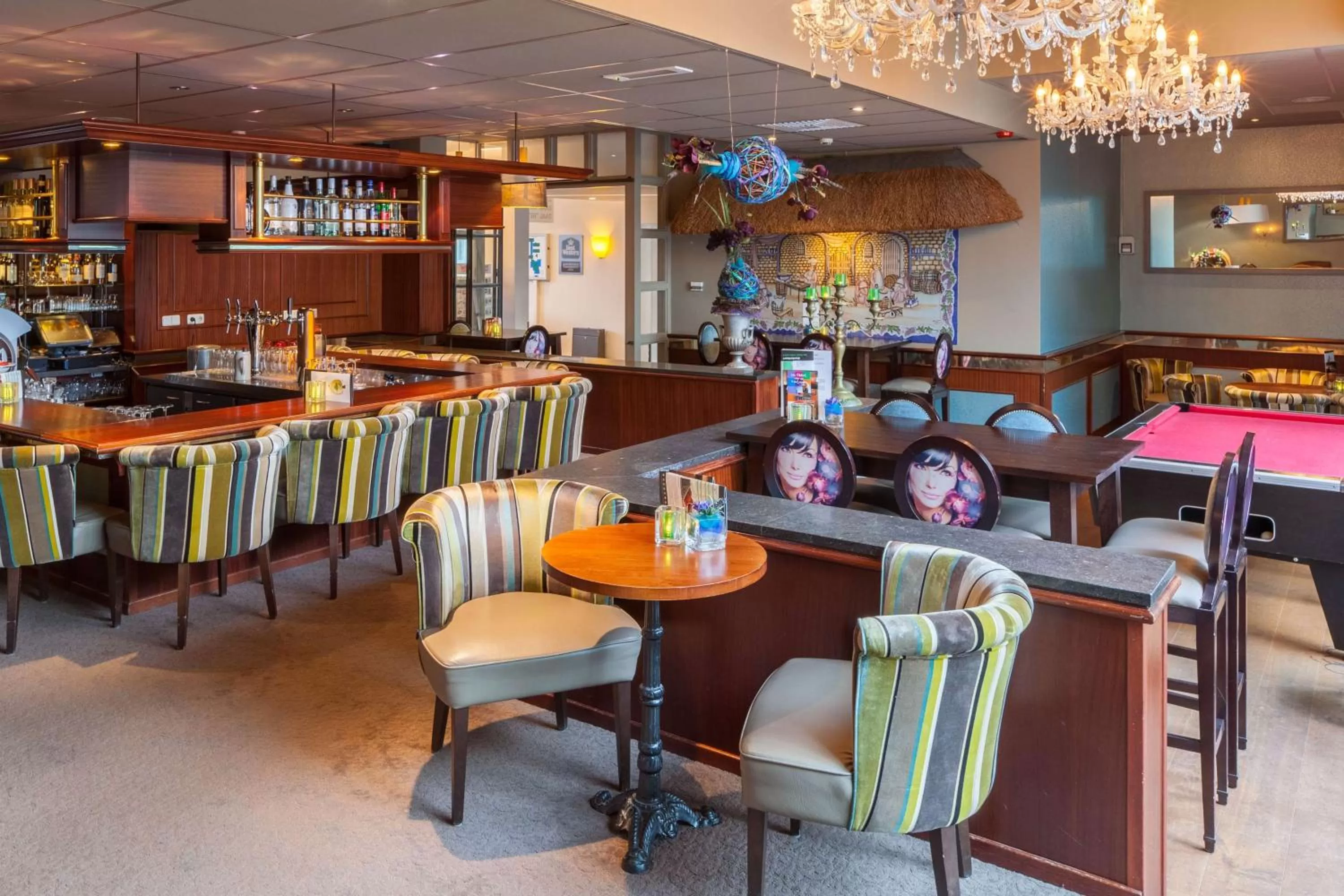 Lounge or bar in Best Western Hotel Nobis Eindhoven-Venlo A67