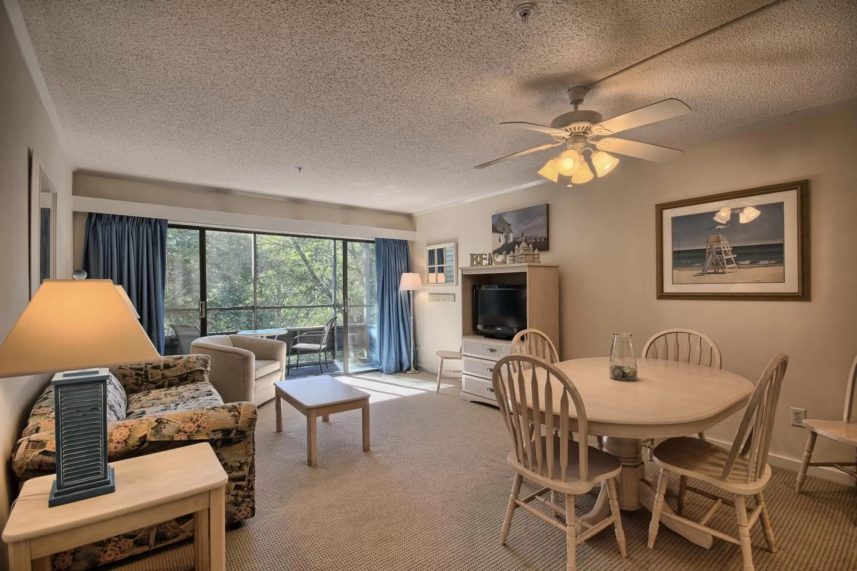 Living room in Ocean Creek Resort Living room in Ocean Creek Resort