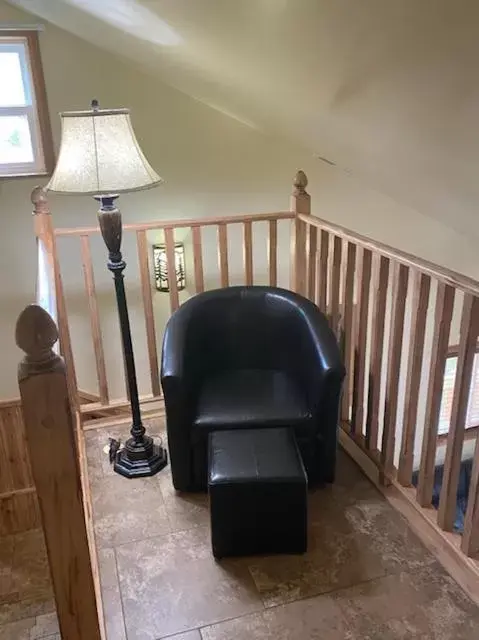 Seating Area in Yellowstone Riverside Cottages