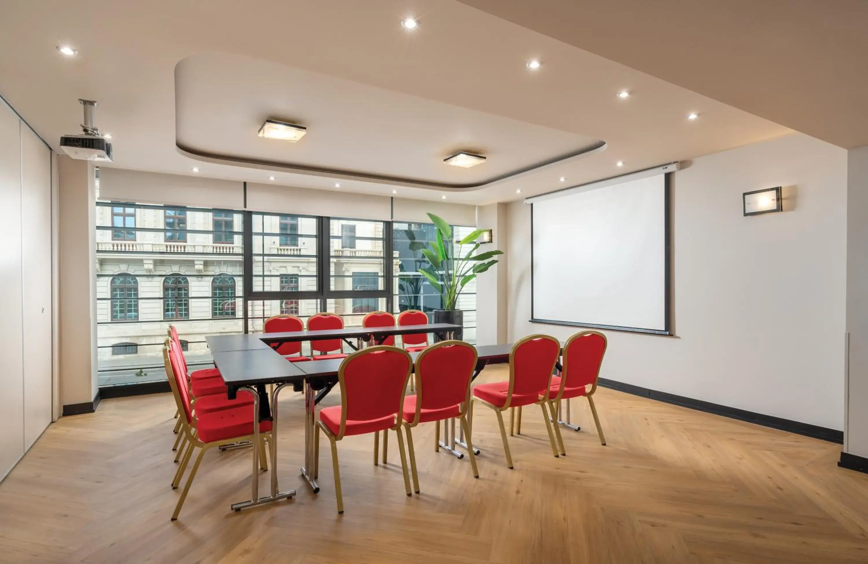 Meeting/conference room in Leonardo Hotel Bucharest City Center