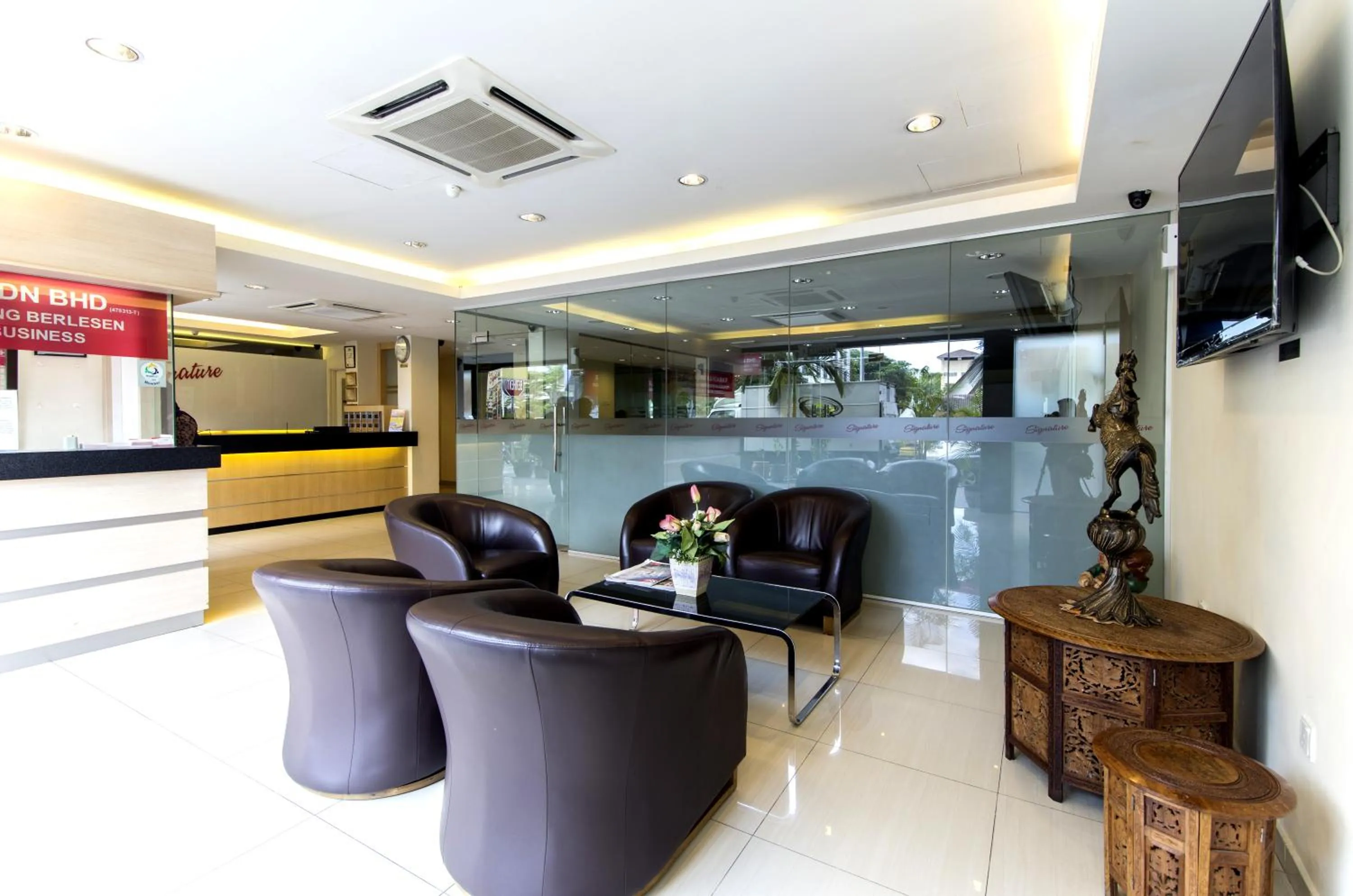 Lobby/Reception in Signature Hotel KL Sentral