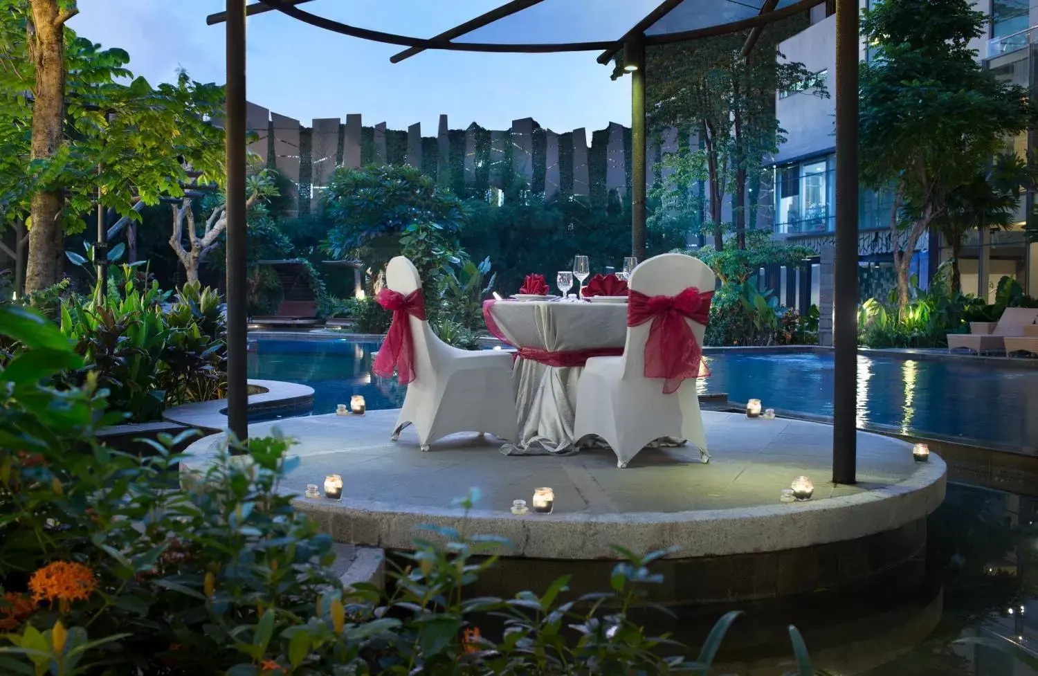 Restaurant/places to eat, Banquet Facilities in Holiday Inn Cikarang Jababeka, an IHG Hotel
