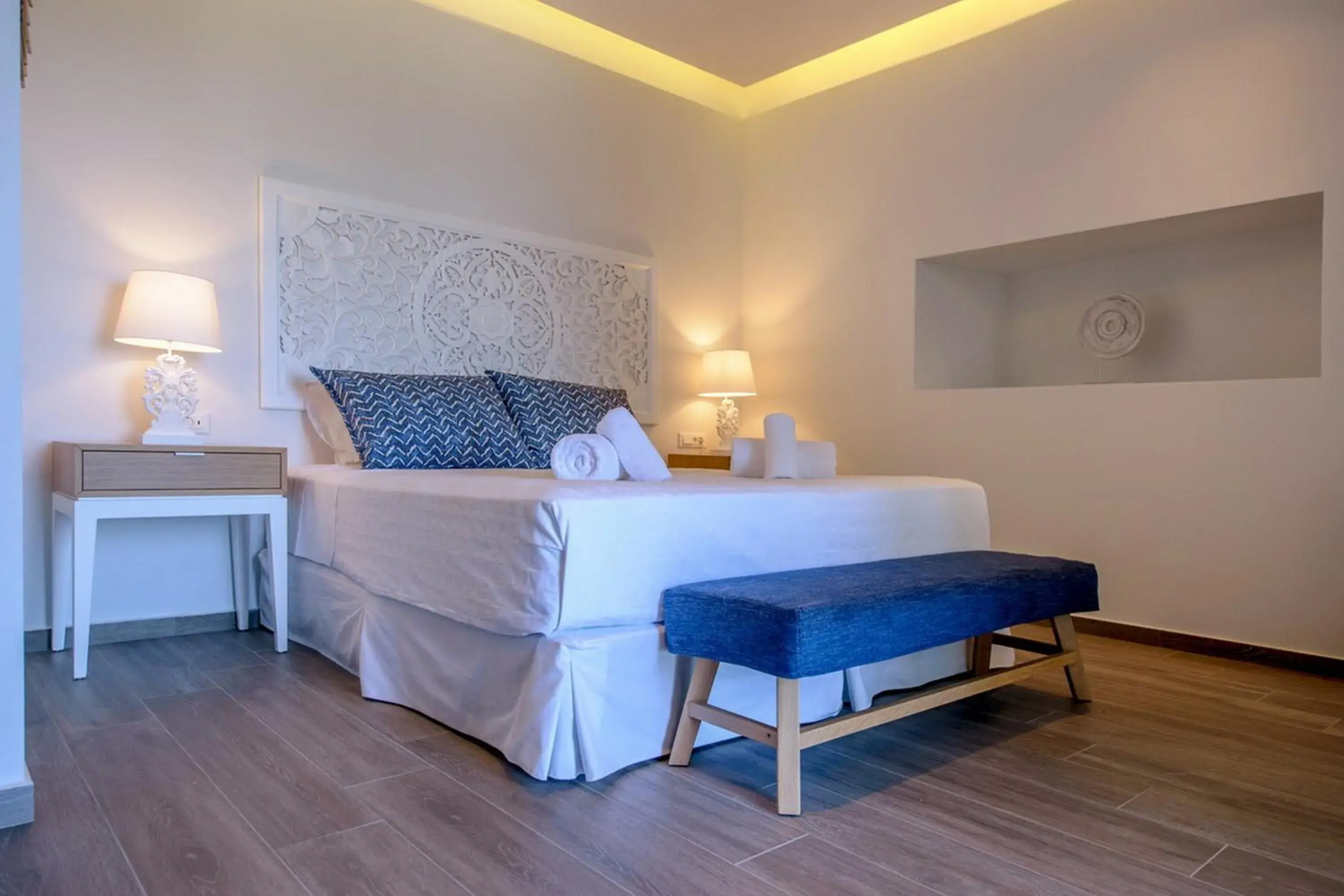 Bed in Villaggio Boutique Hotel Hersonissos - Adults Only
