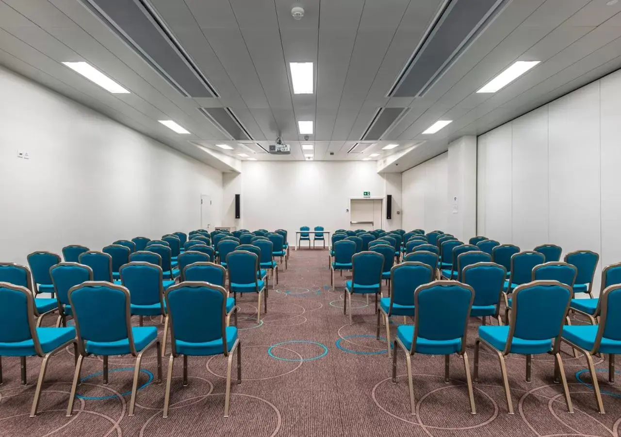 Meeting/conference room in Aquatis Hotel