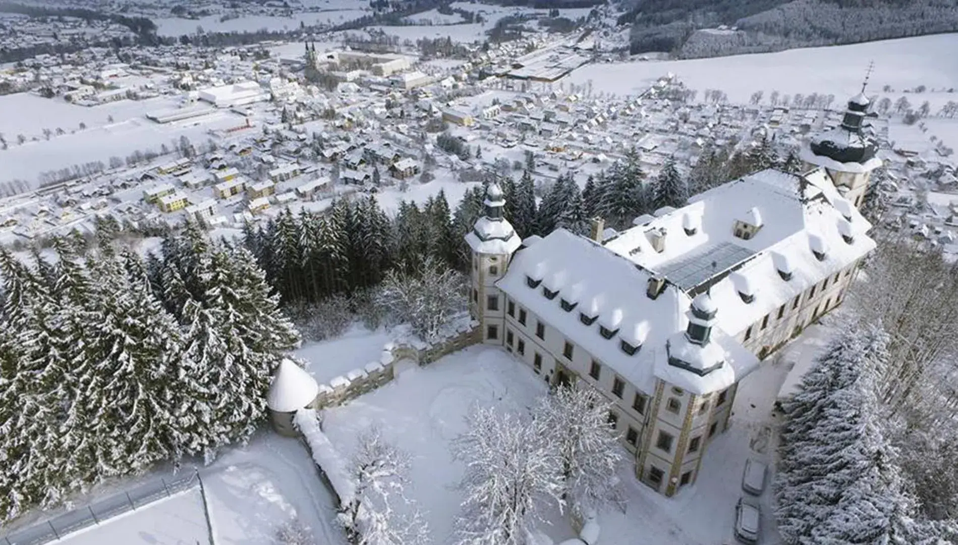 Day, Winter in JUFA Hotel Schloss Röthelstein