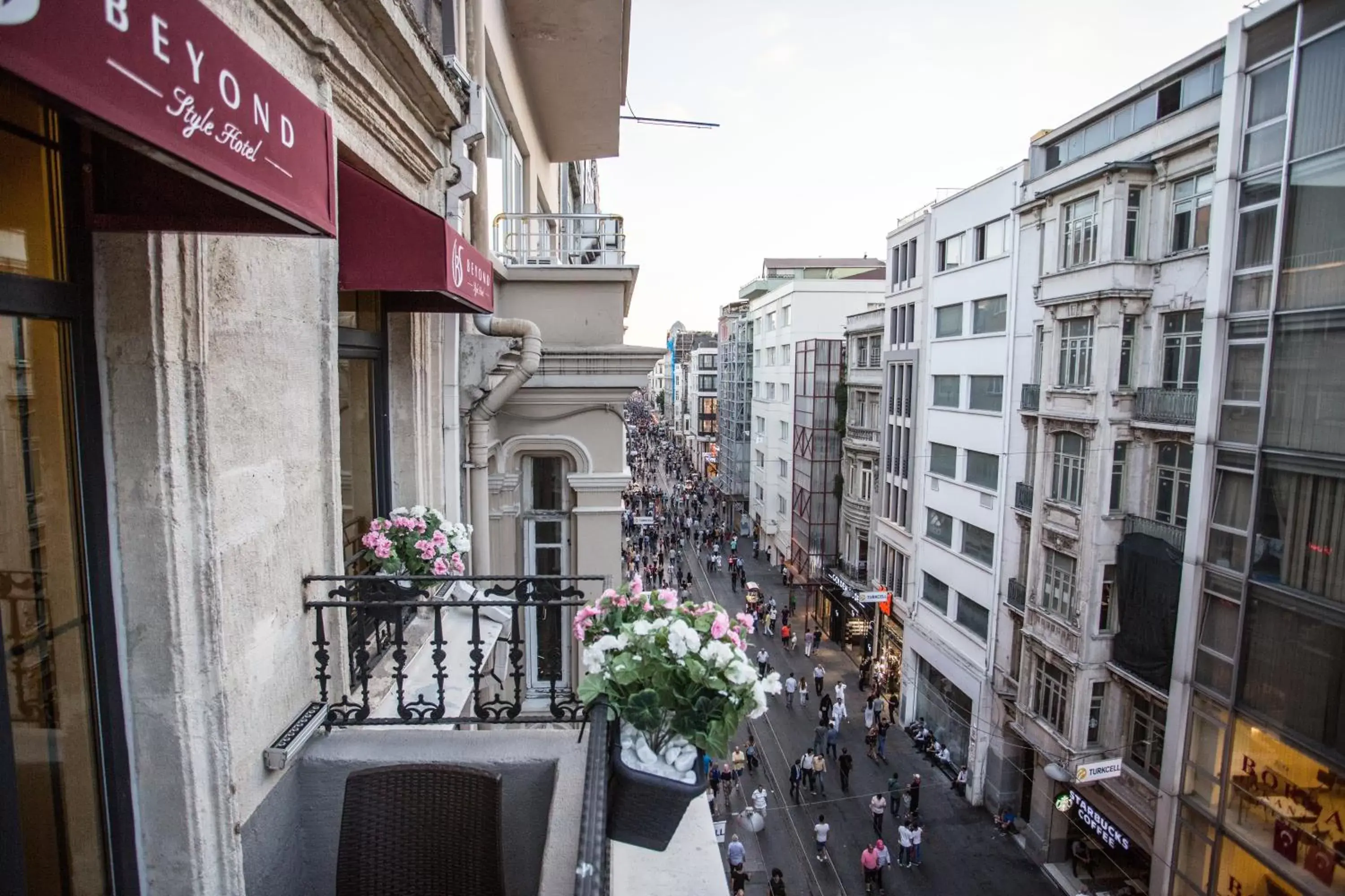 Balcony/Terrace in Bonne Sante Hotel