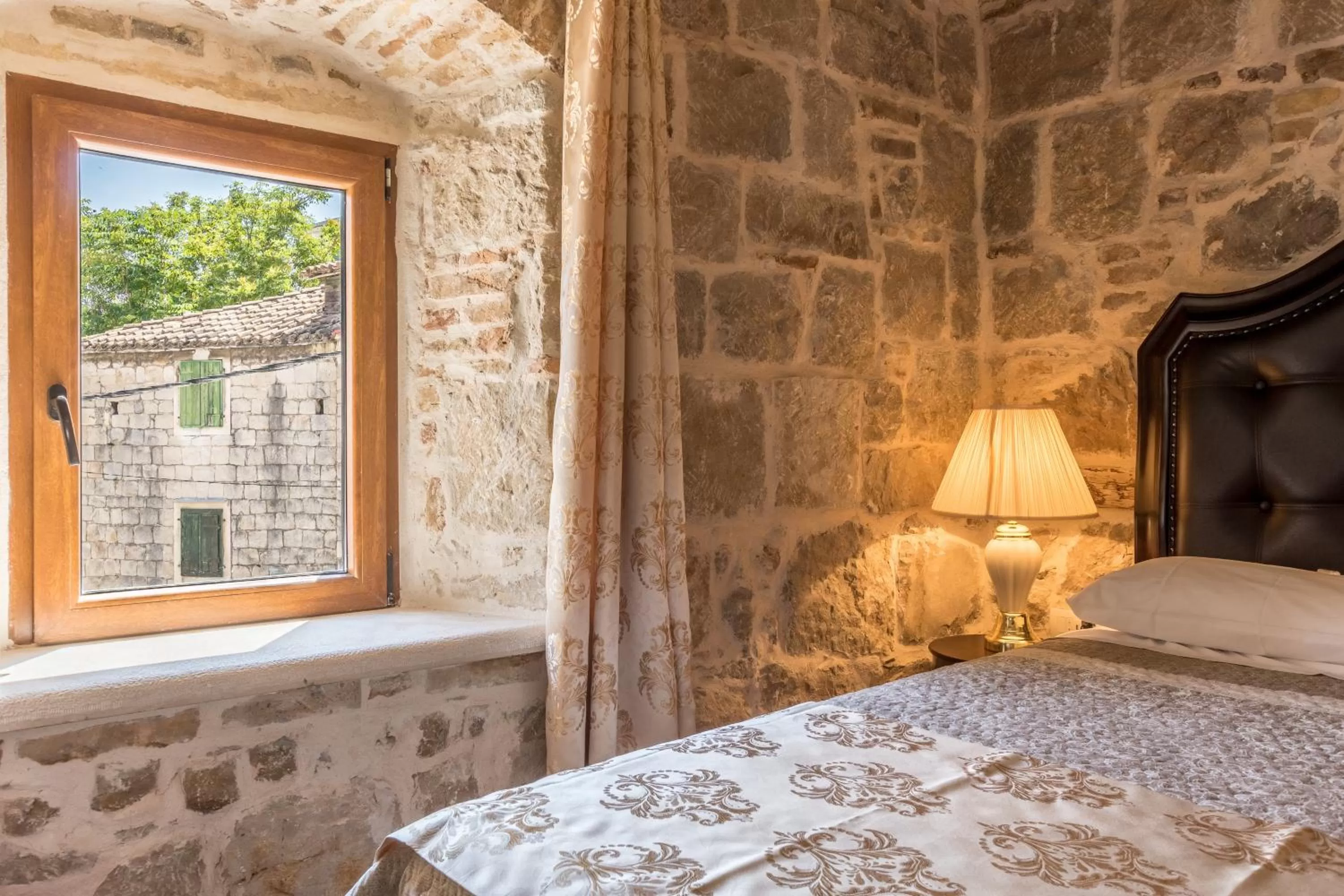 Bed in Heritage Palace Varos - MAG Quaint & Elegant Boutique Hotels