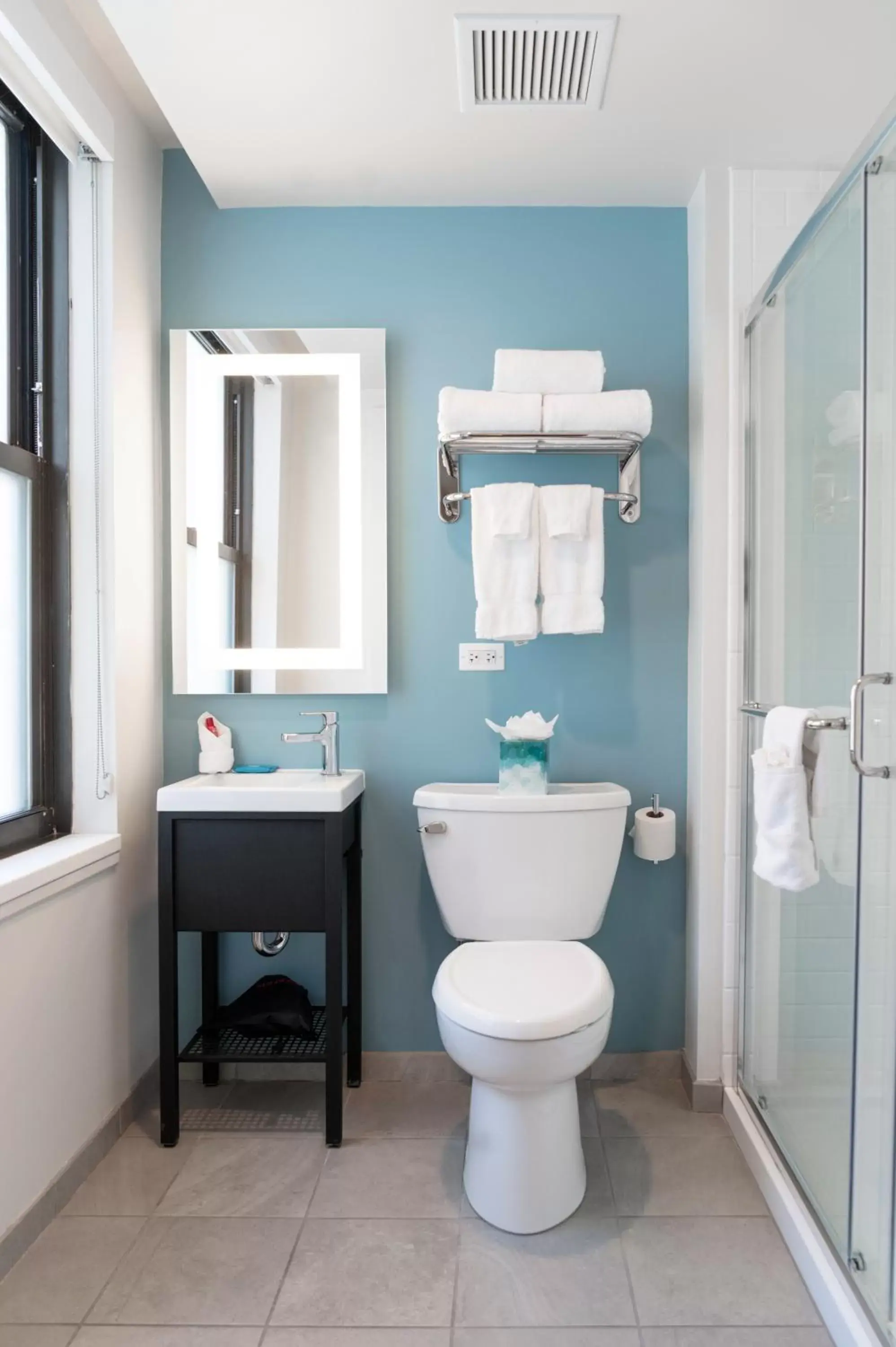 Bathroom in Hotel Saint Clair - Magnificent Mile