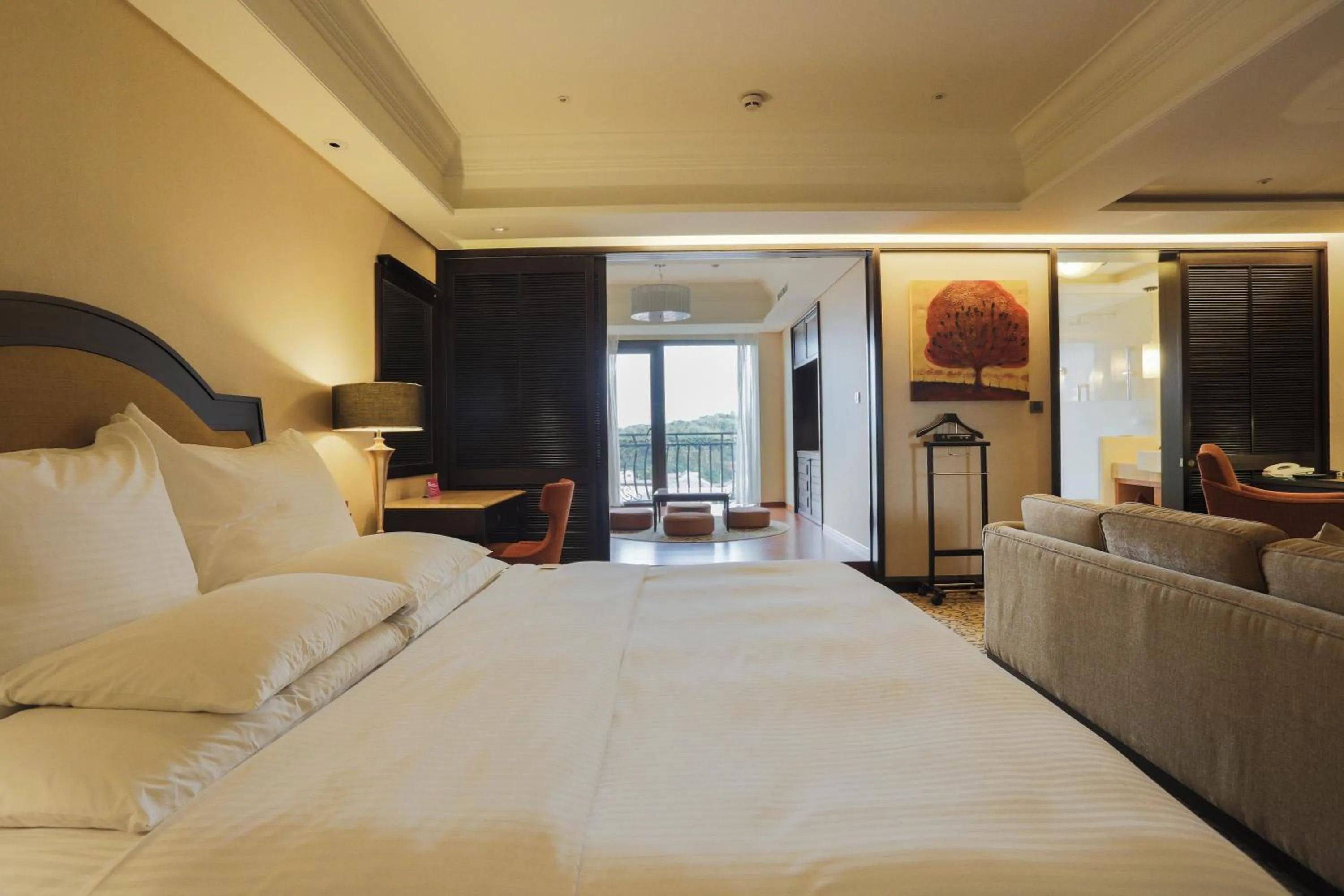 Bed in E-DA Royal Hotel