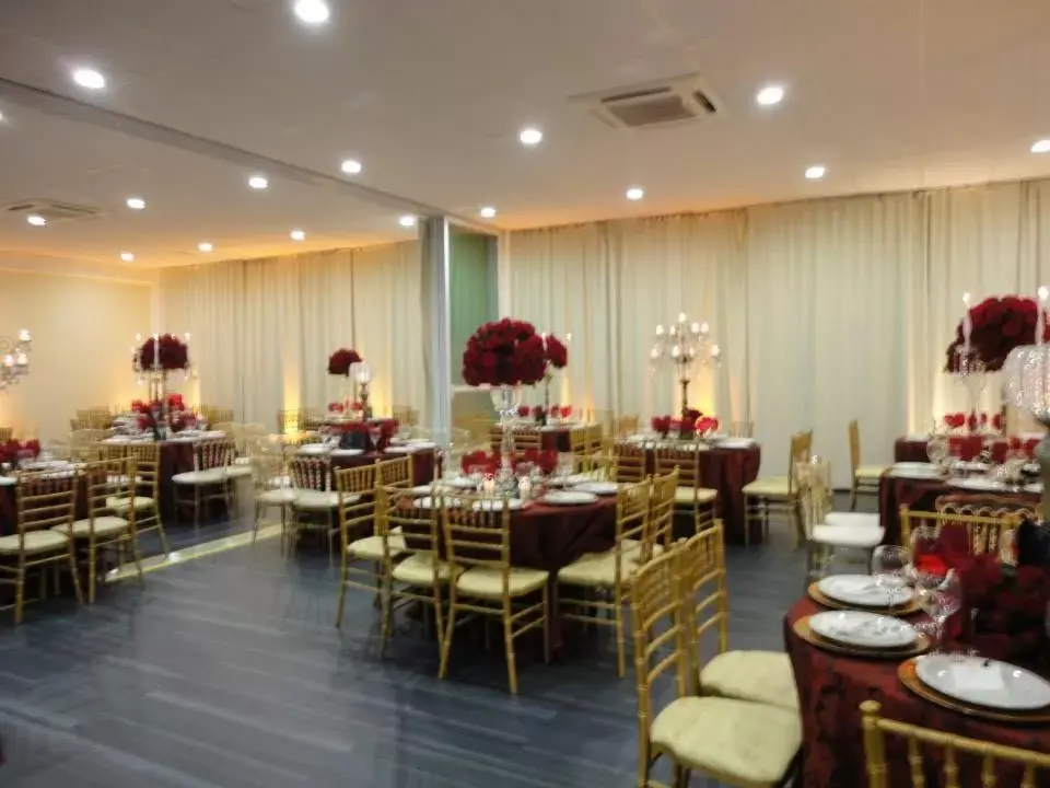 Restaurant/places to eat in Druds Hotel Hortolândia Restaurant/places to eat in Druds Hotel Hortolândia