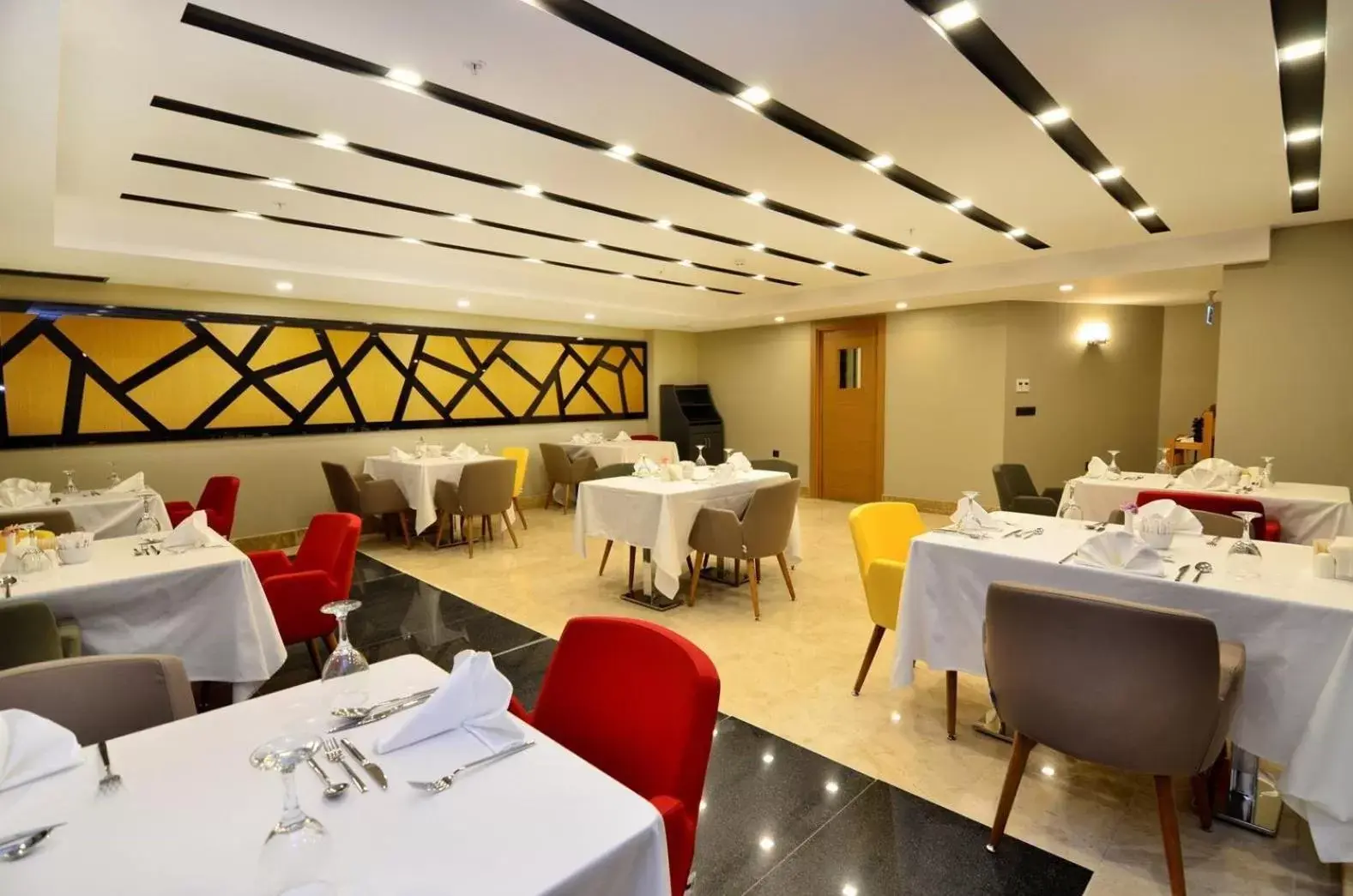 Restaurant/places to eat in Ramada Encore by Wyndham Gebze Restaurant/places to eat in Ramada Encore by Wyndham Gebze