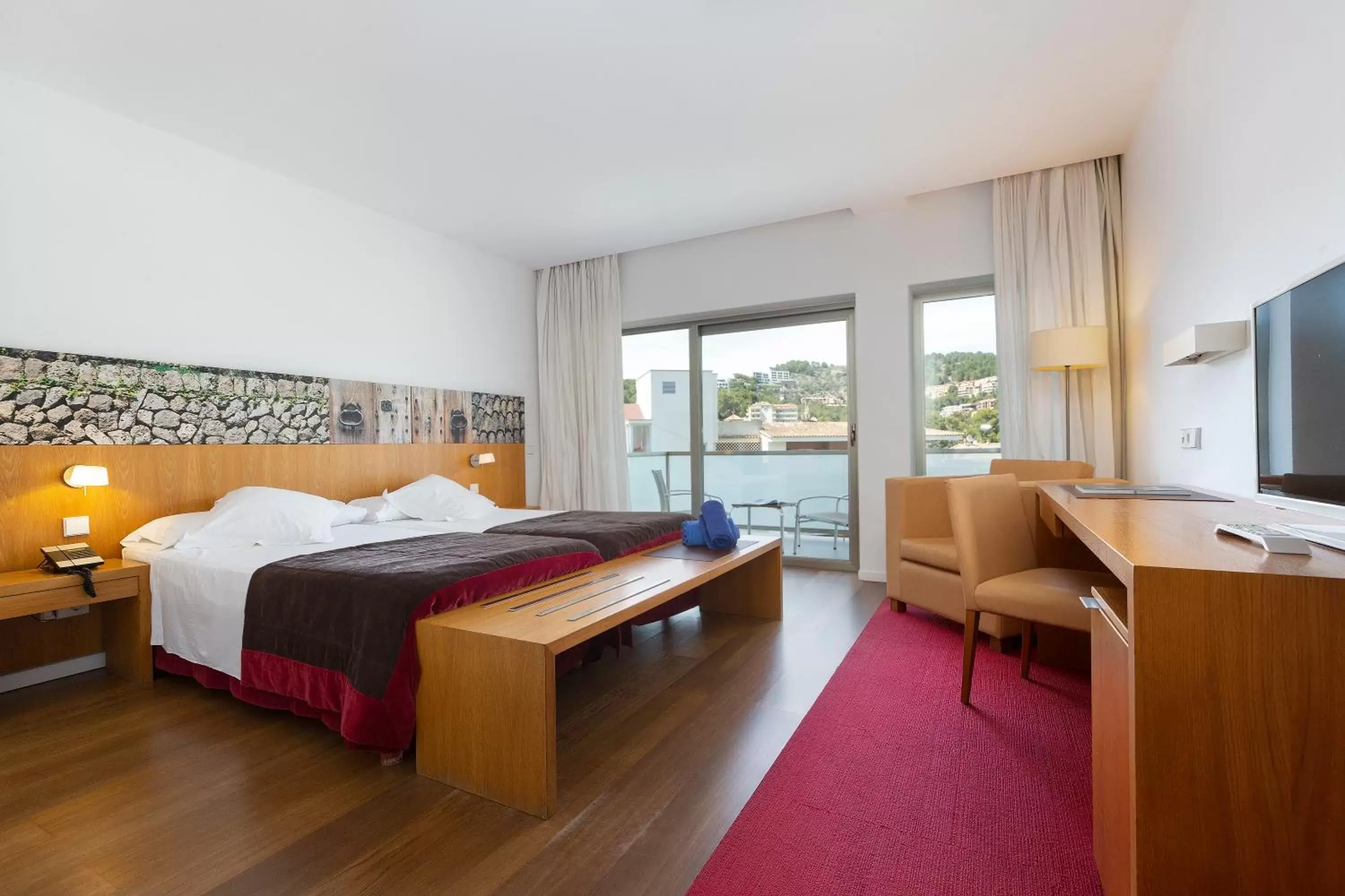 Superior Double or Twin Room with Spa Access in Aimia Hotel Superior Double or Twin Room with Spa Access in Aimia Hotel