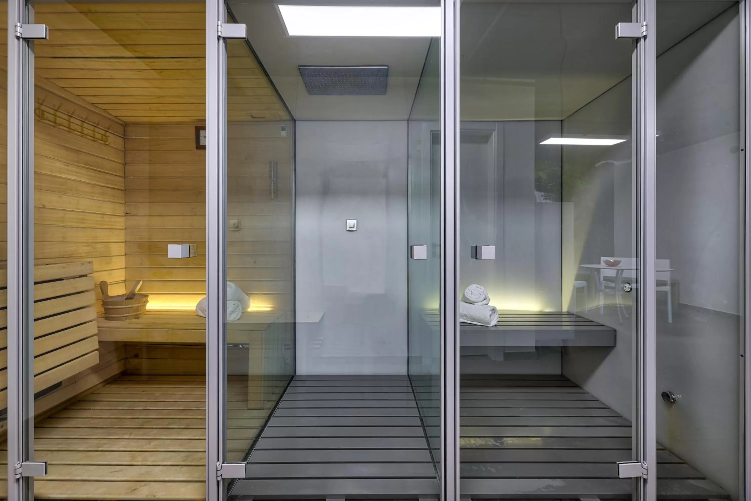 Sauna in Hotel THB Flora