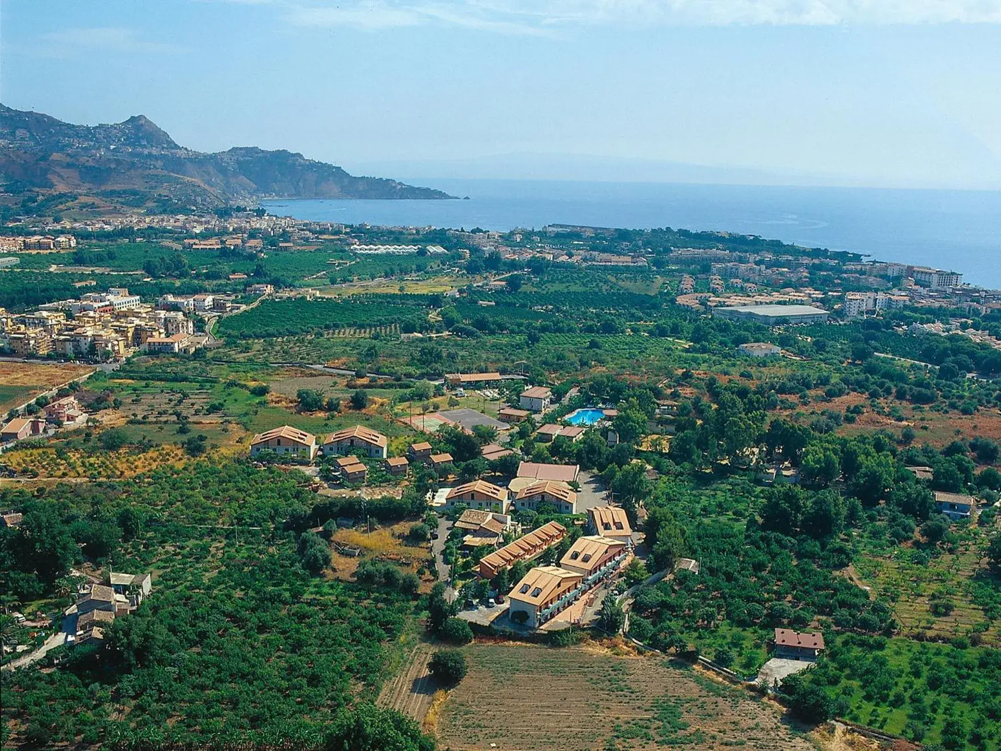 Bird's eye view, Bird's-eye View in Villaggio Alkantara