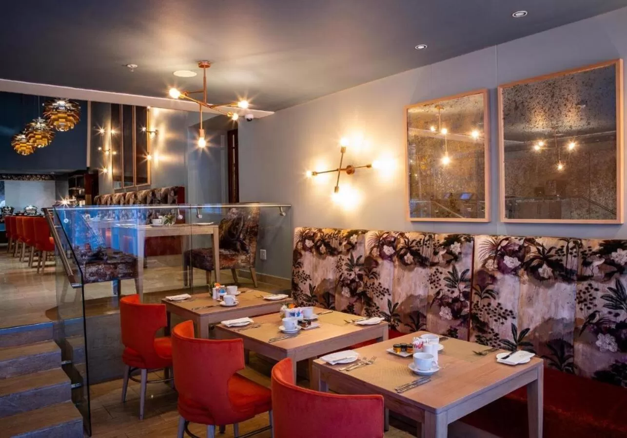 Restaurant/Places to Eat in Taj Executive Suites, Private Residence