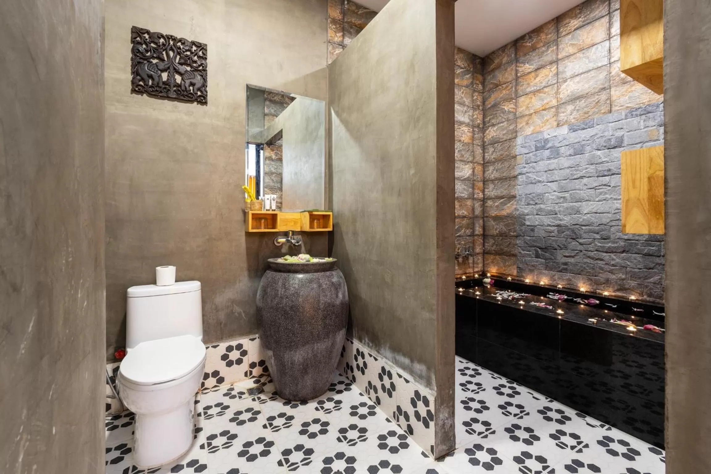 Shower in Nina Angkor Residence