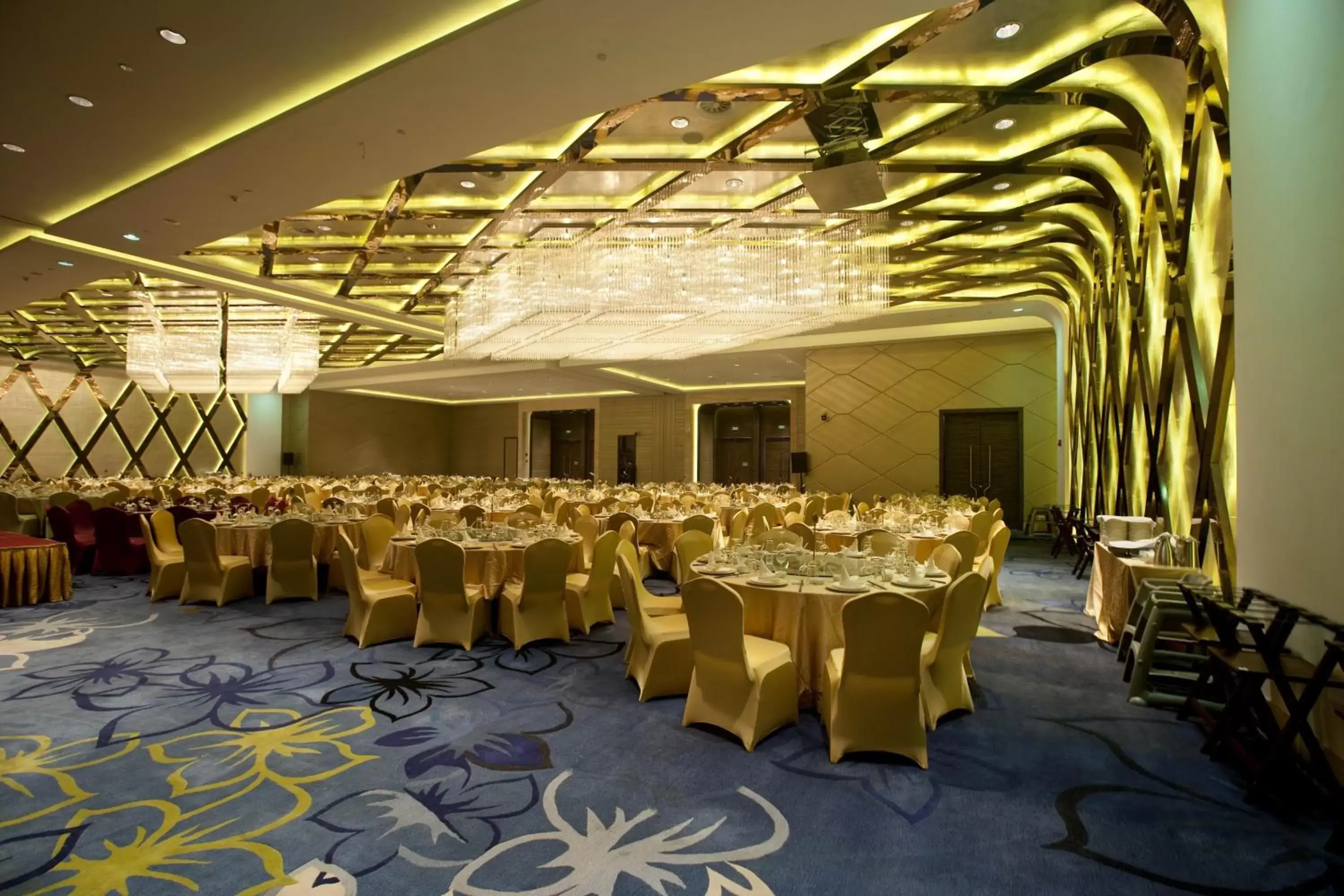 Banquet/Function facilities in Holiday Inn Shanghai Songjiang, an IHG Hotel - Miaoqian Street