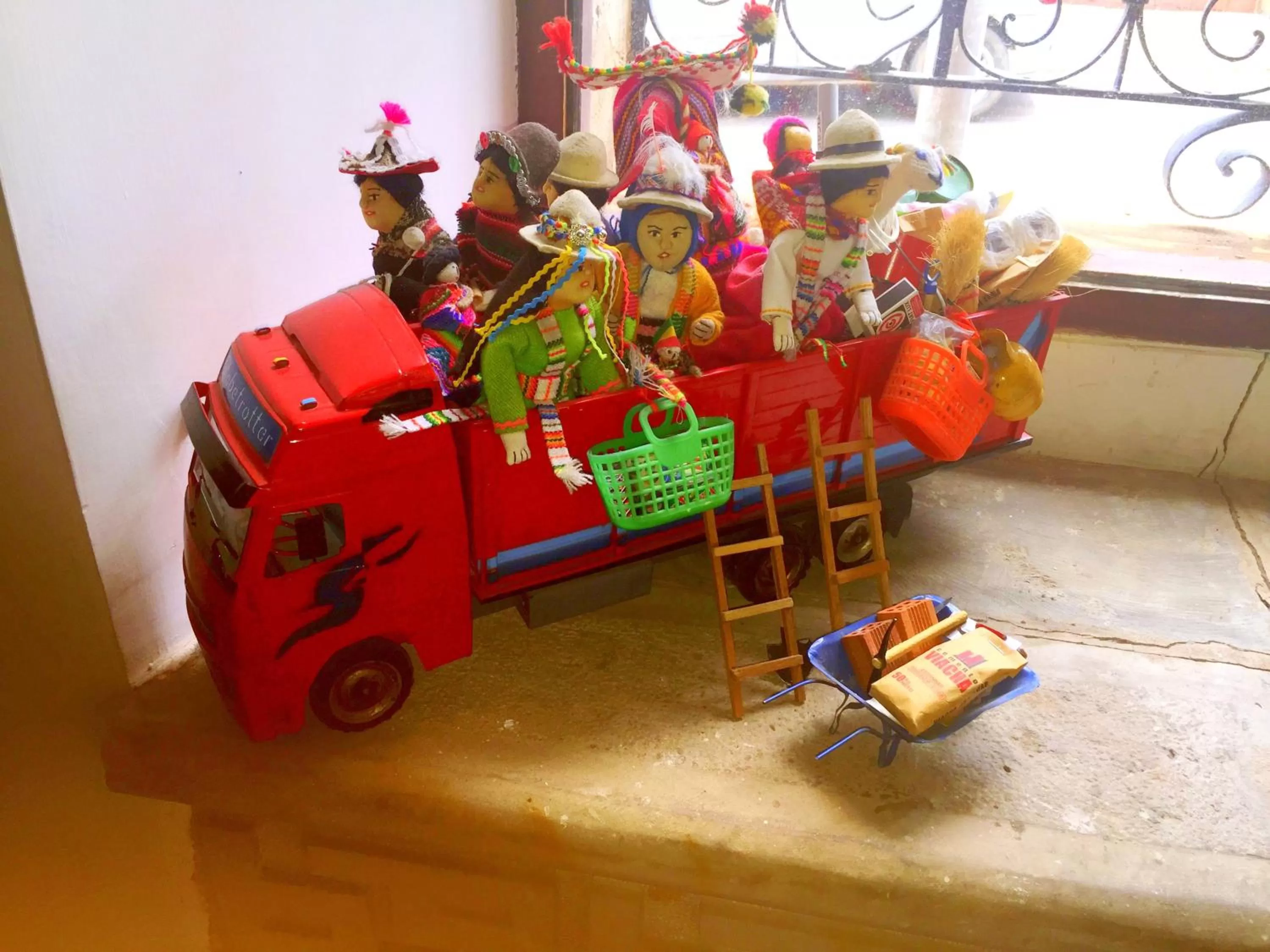 children in Mi Pueblo Samary Hotel Boutique