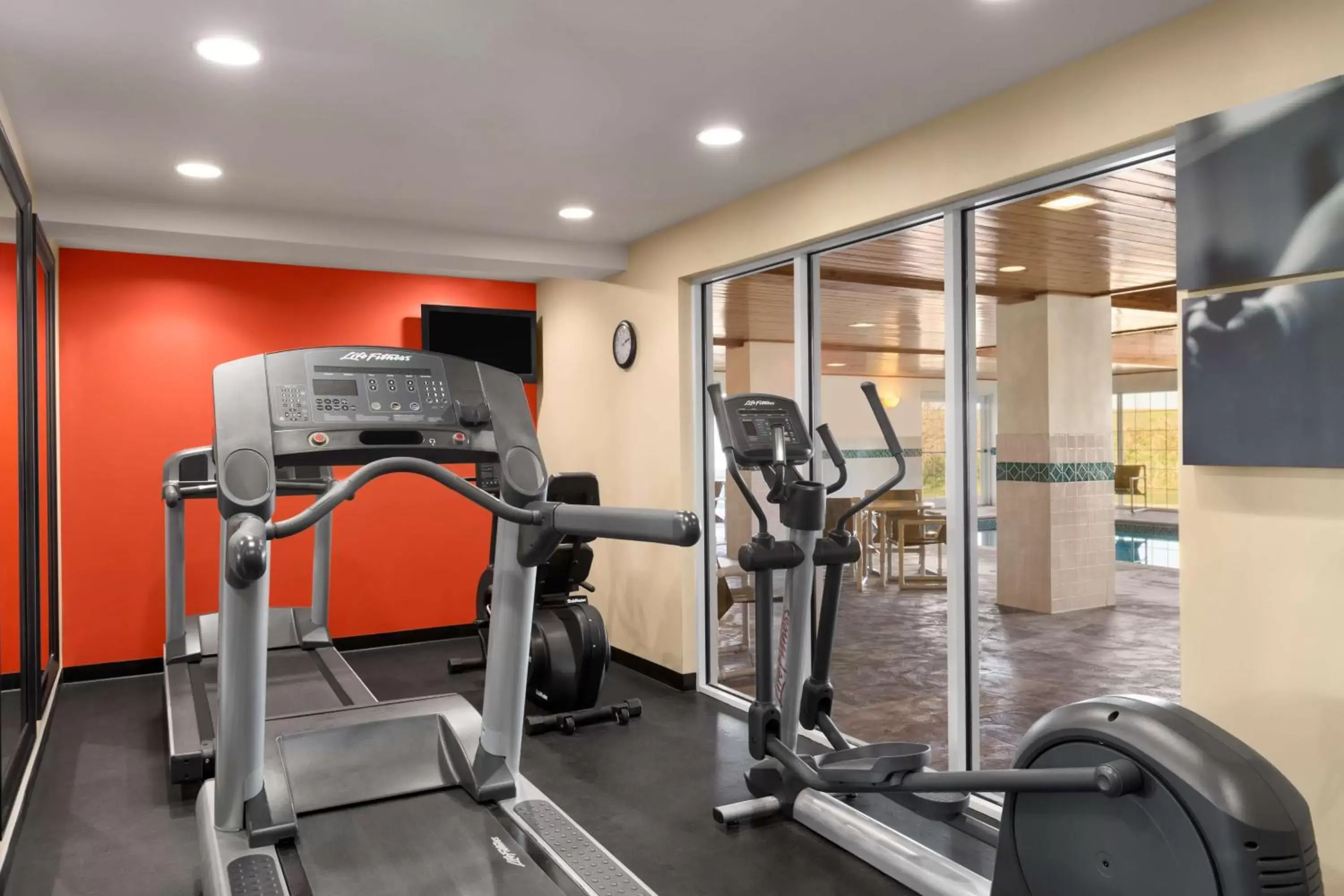 Activities, Fitness Center/Facilities in Country Inn & Suites by Radisson, Rochester South, MN