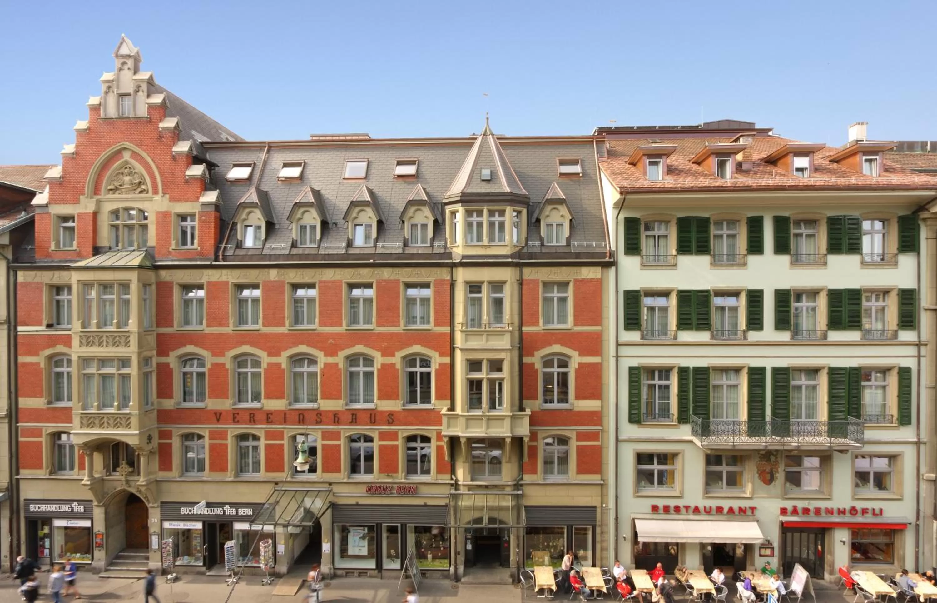 Facade/entrance in Kreuz Bern Modern City Hotel
