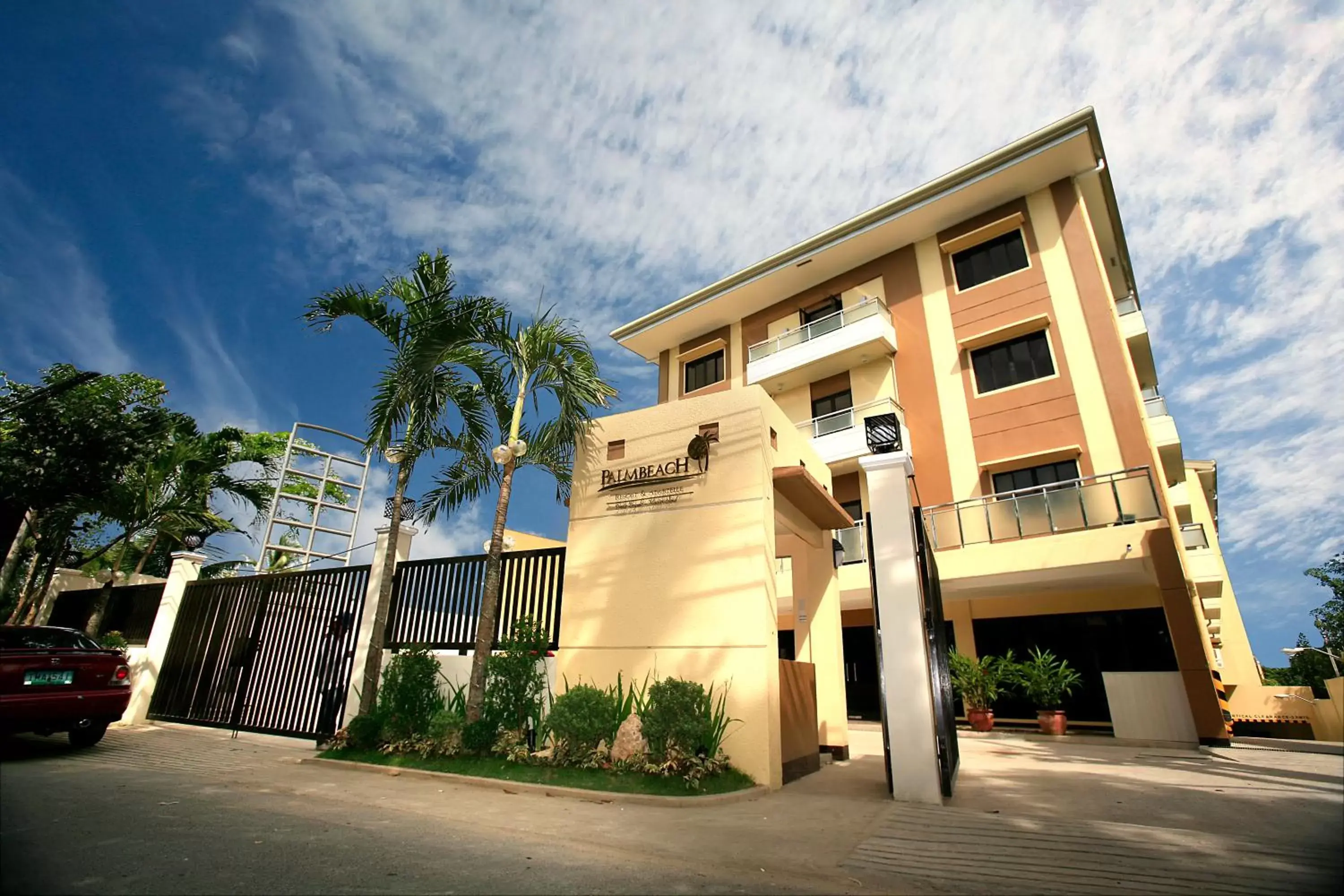 Facade/entrance, Property Building in Palmbeach Resort & Spa