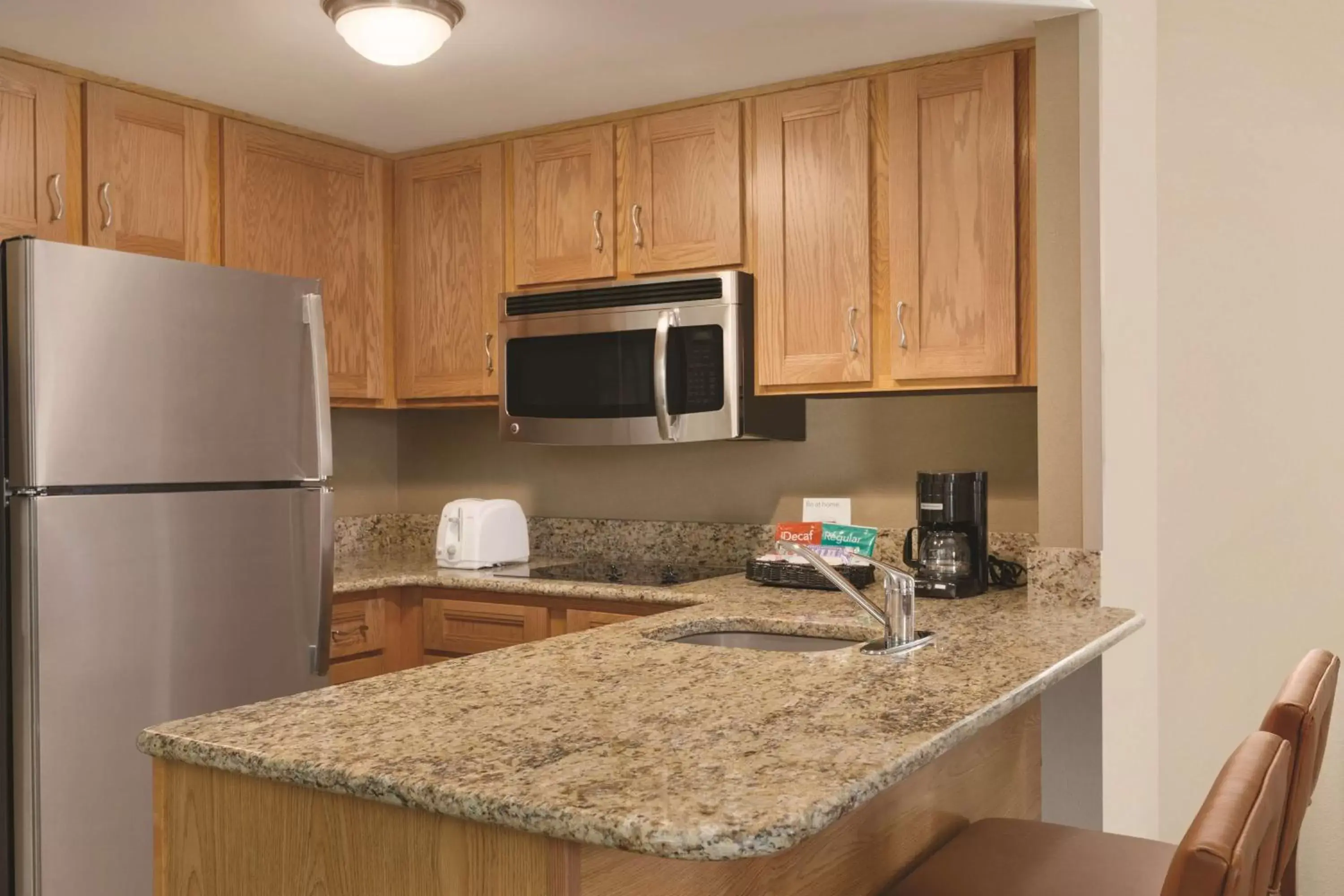 Kitchen or kitchenette, Kitchen/Kitchenette in Homewood Suites Harrisburg-West Hershey Area