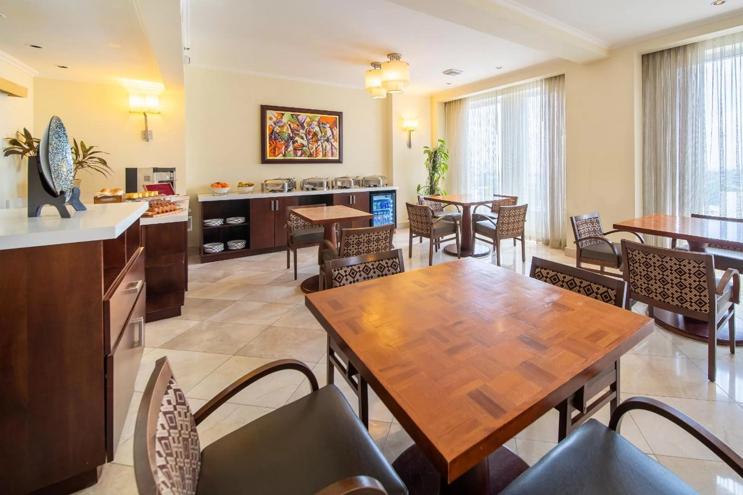 Communal lounge/ TV room in InterContinental Real San Pedro Sula by IHG