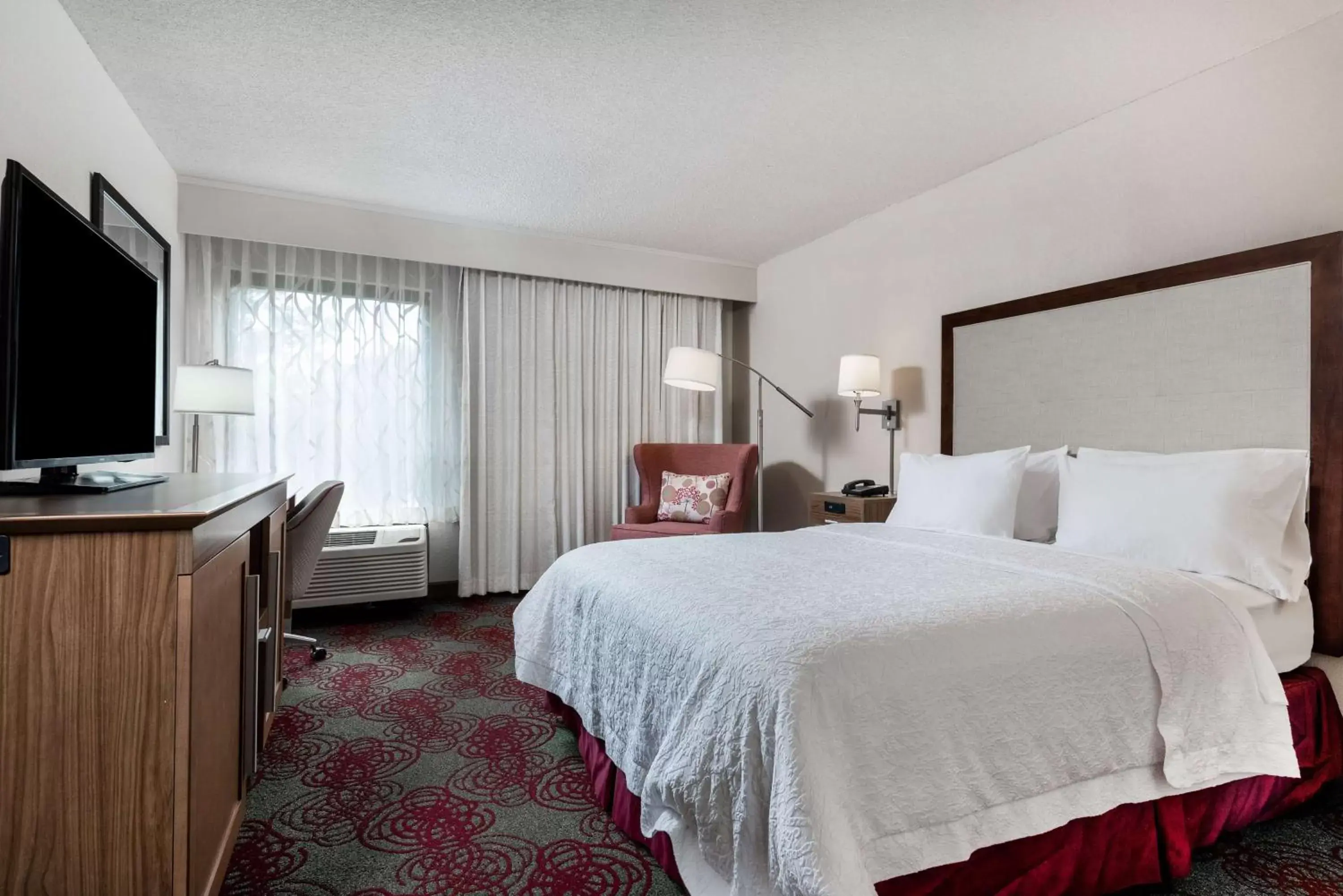 Queen Room with Bath Tub - Disability Access/Non-Smoking in Hampton Inn Debary-Deltona Queen Room with Bath Tub - Disability Access/Non-Smoking in Hampton Inn Debary-Deltona