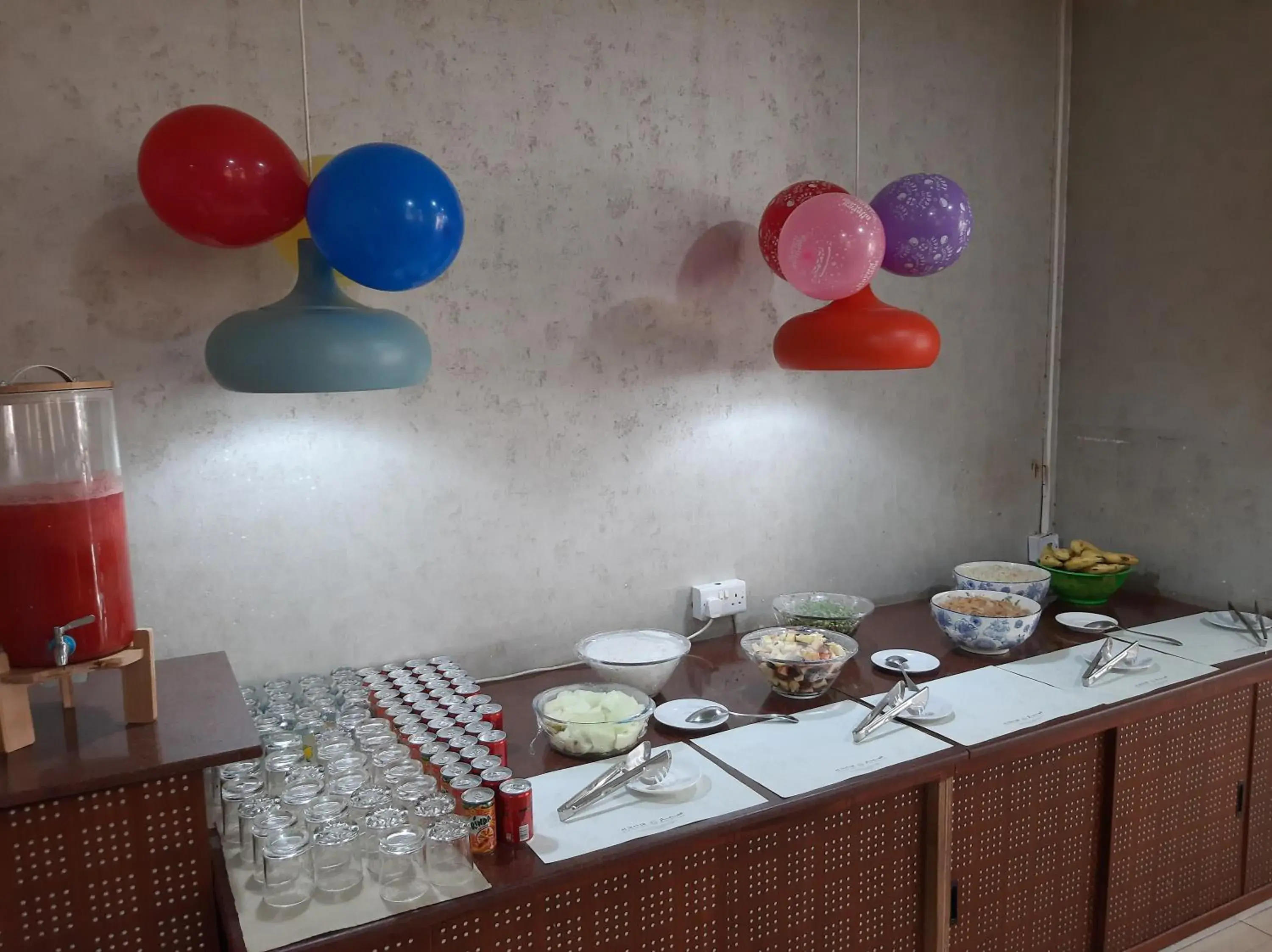 Kitchen or kitchenette in Al Manar Grand Hotel Apartment