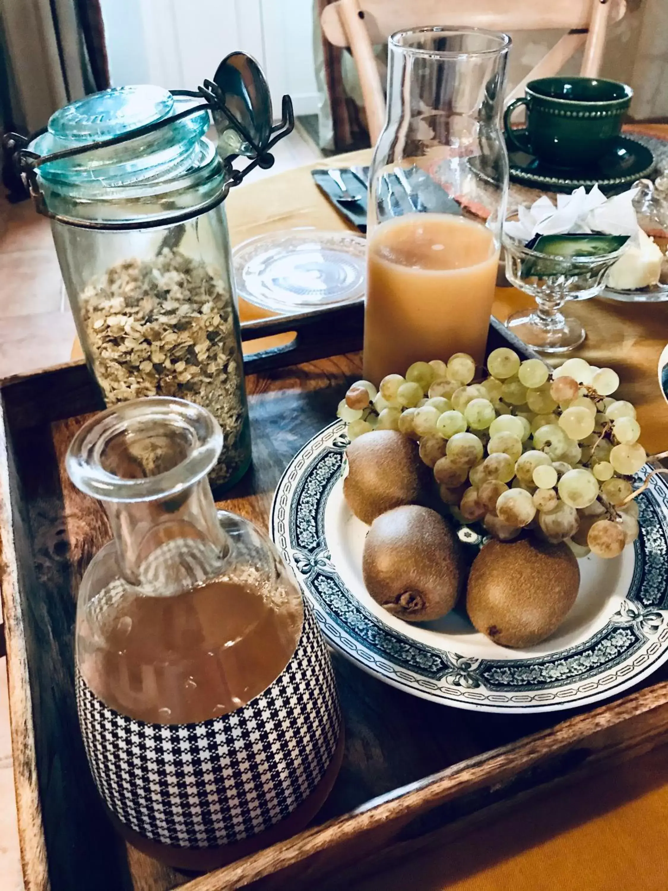 Continental breakfast in La Gouronerie