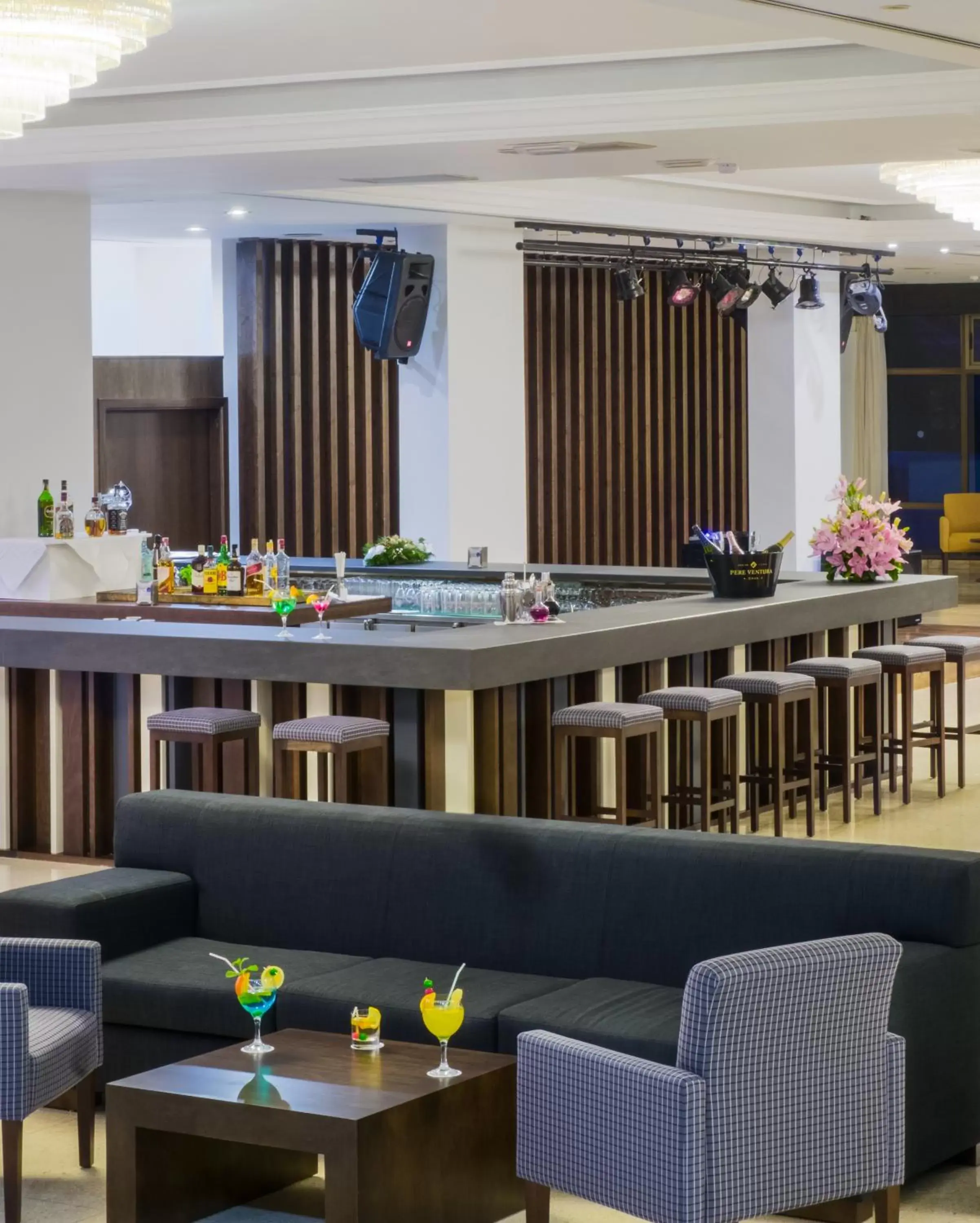 Lounge or bar, Restaurant/Places to Eat in Hotel Atlantic El Tope