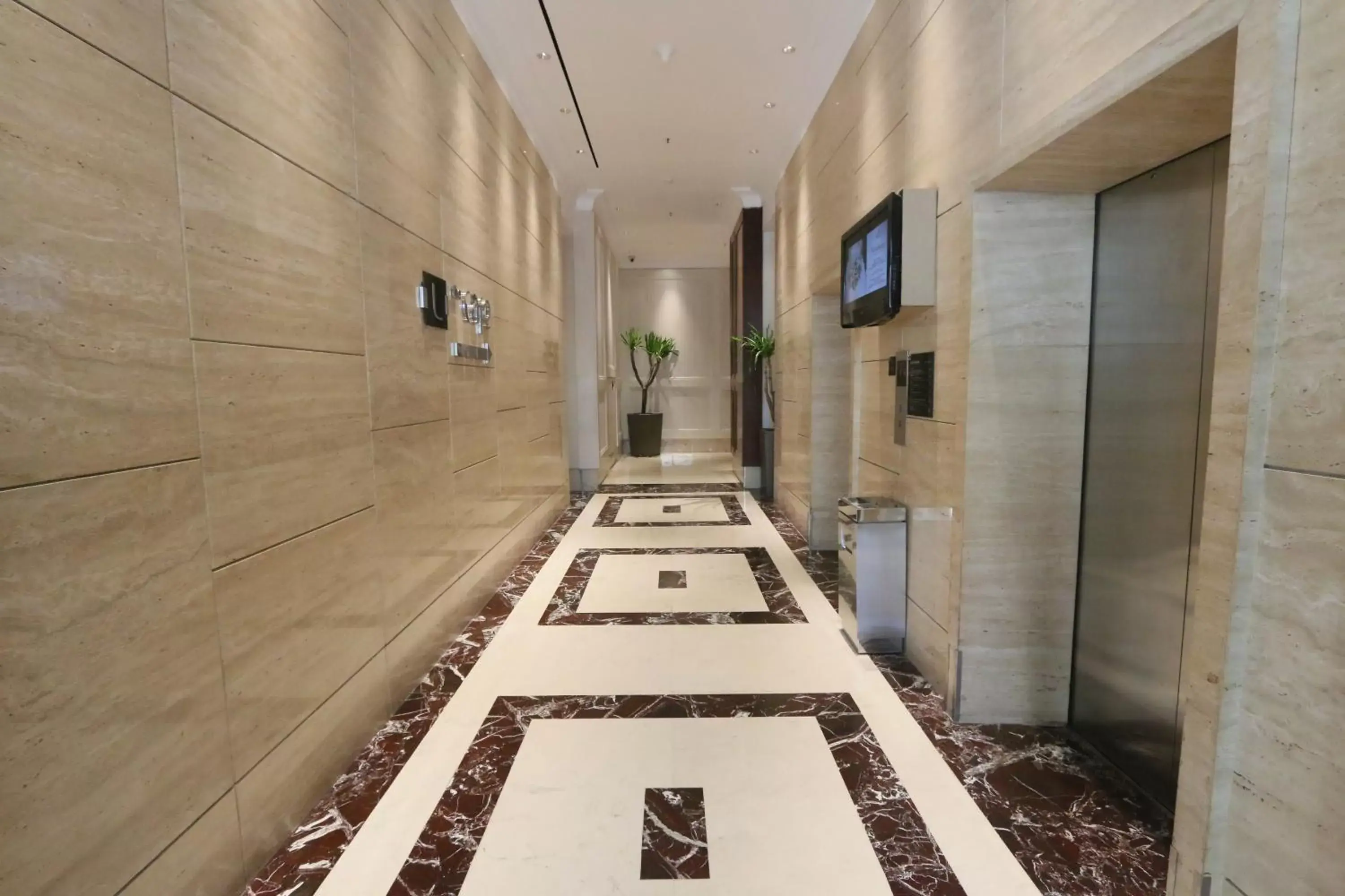 Lobby or reception in Java Paragon Hotel & Residences