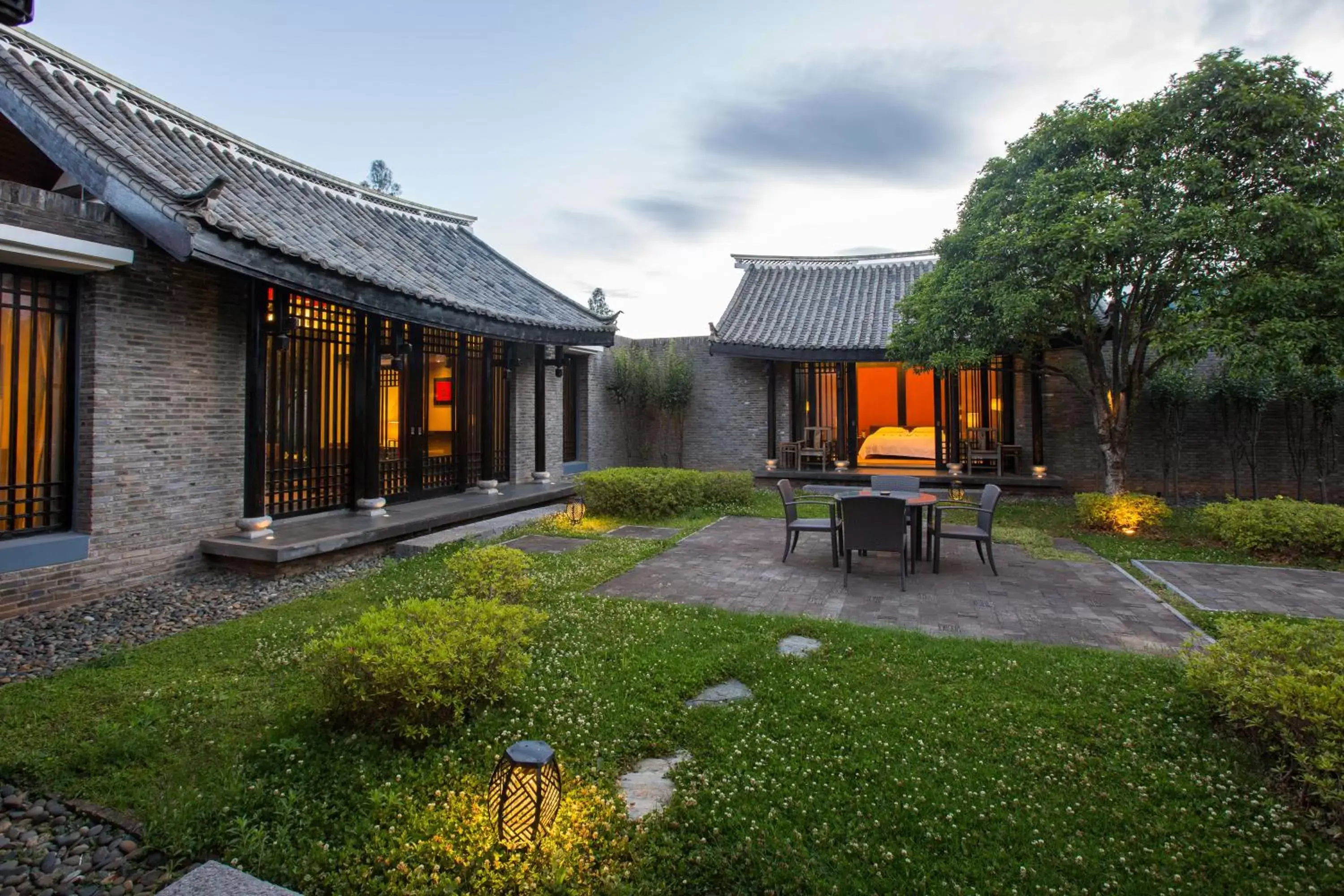 Inner courtyard view, Property Building in Banyan Tree Lijiang
