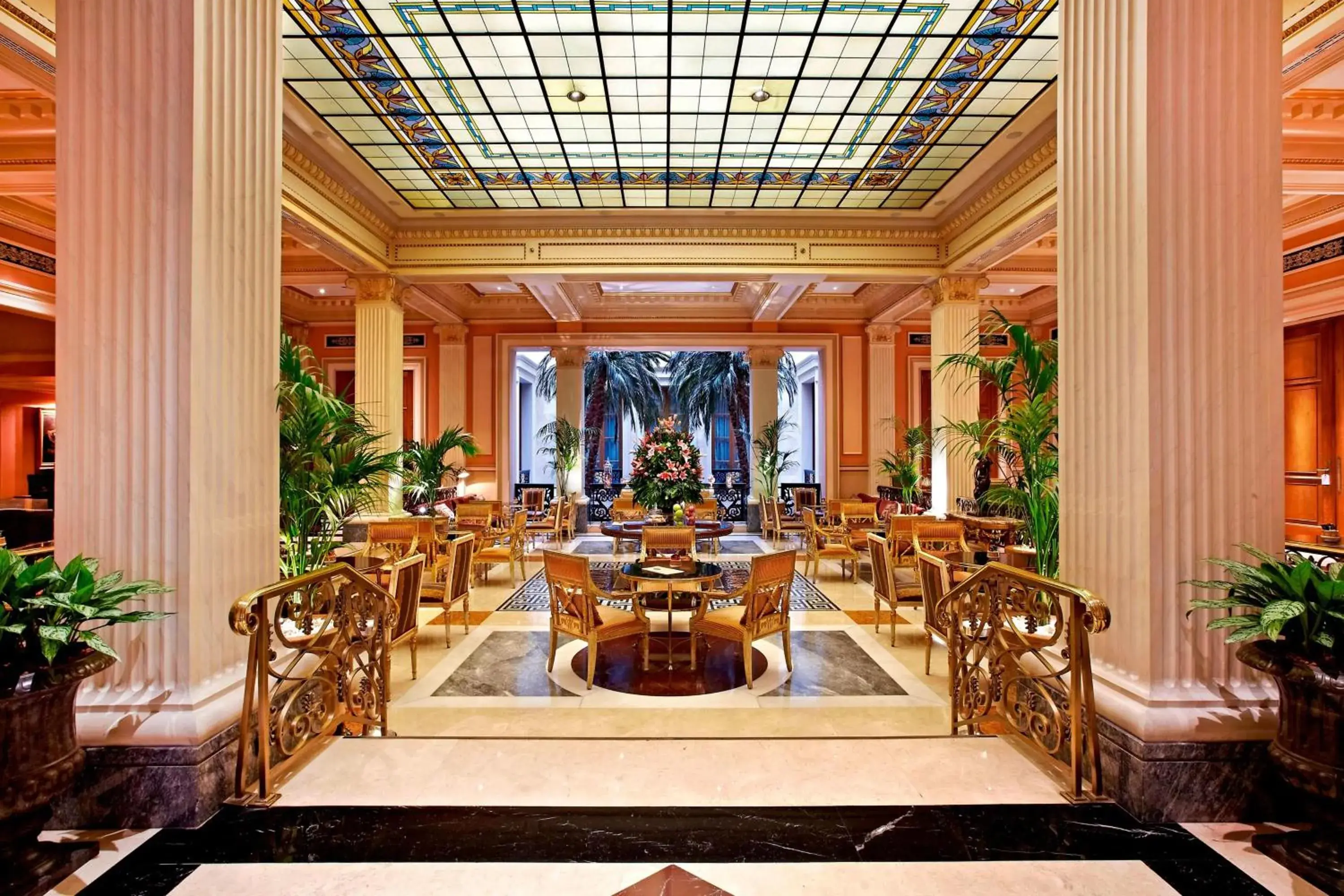 Restaurant/places to eat in Hotel Grande Bretagne, a Luxury Collection Hotel, Athens