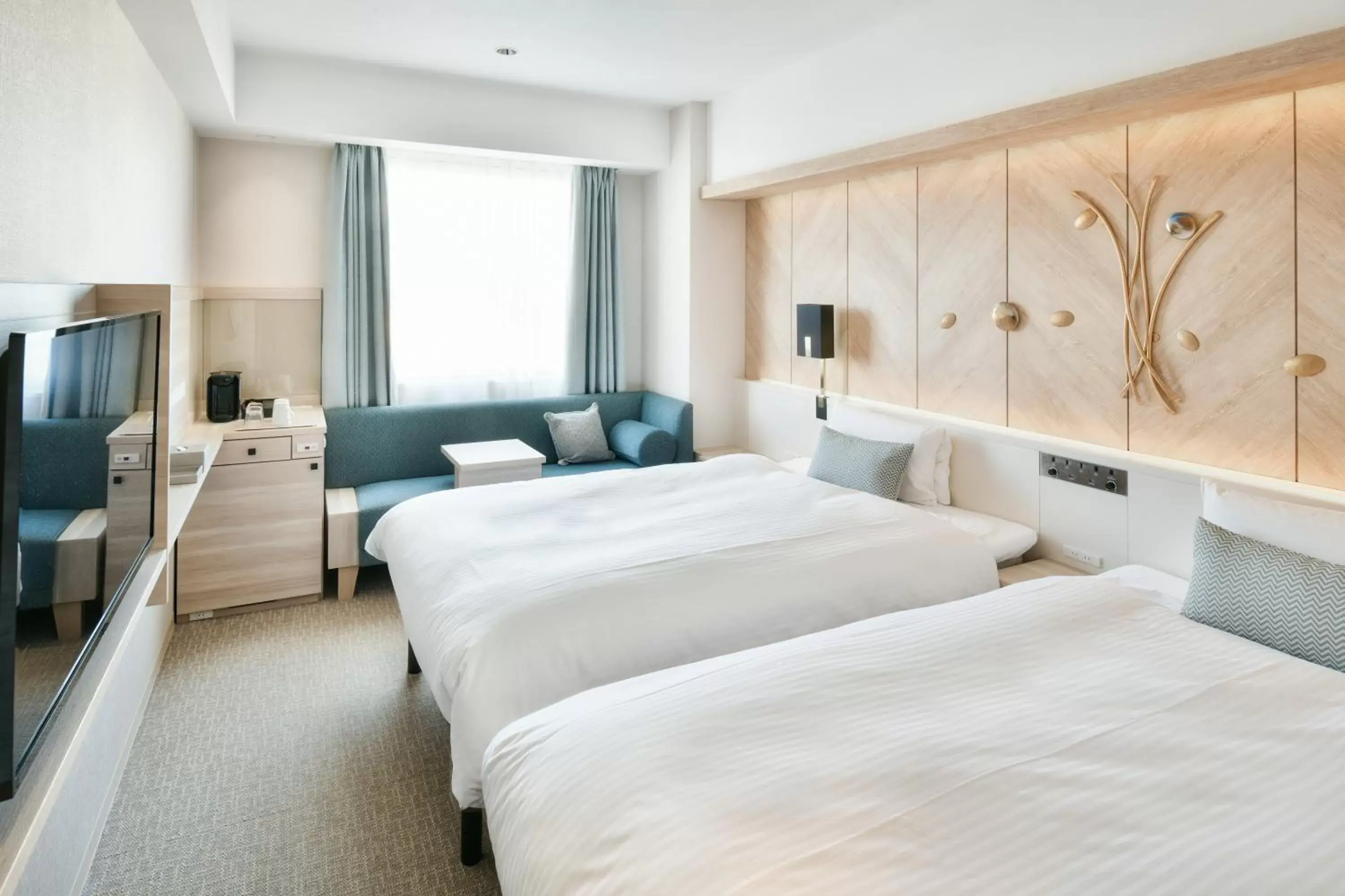 TV and multimedia, Bed in Vessel Hotel Campana Nagoya TV and multimedia, Bed in Vessel Hotel Campana Nagoya