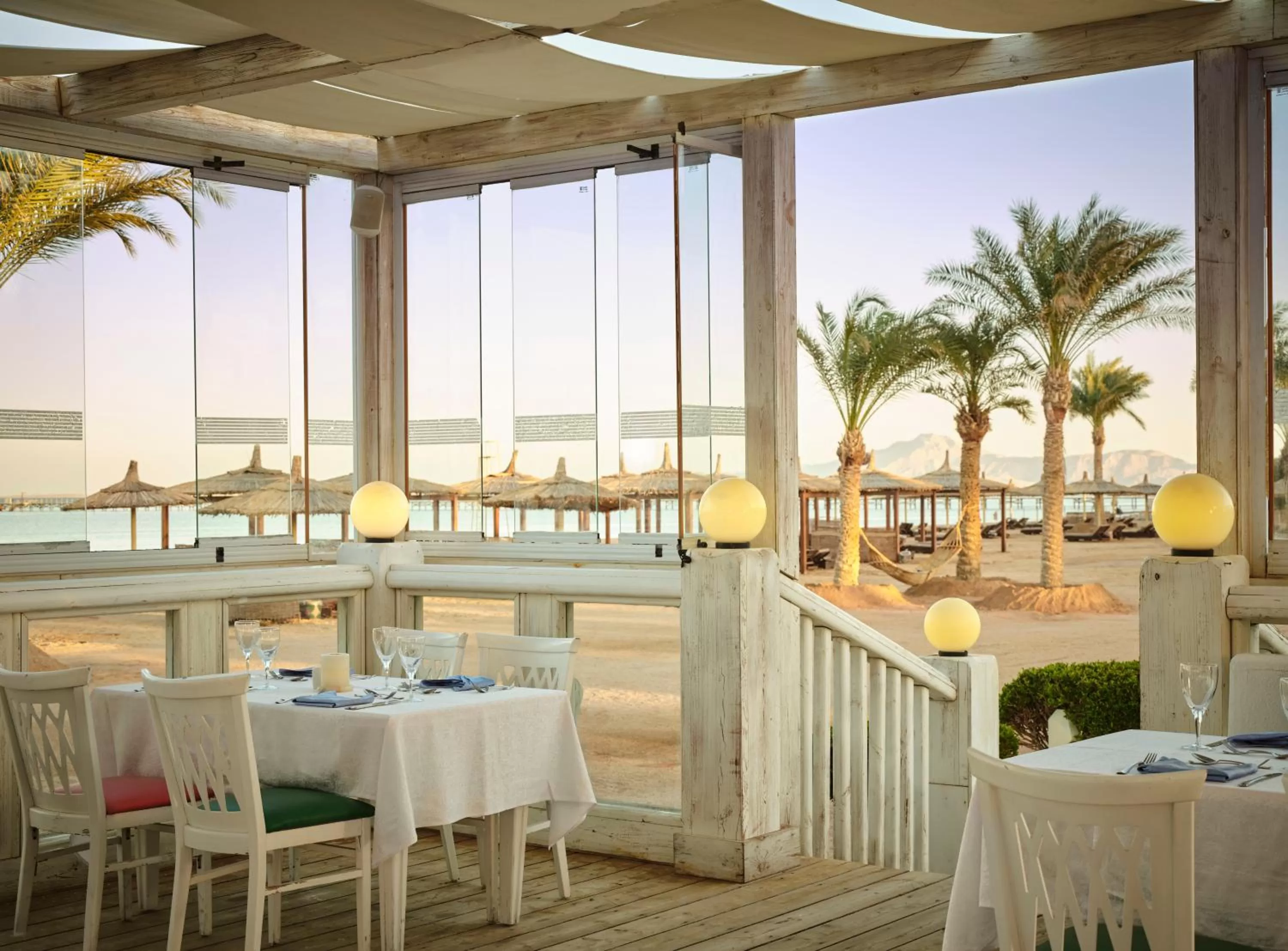 Restaurant/places to eat in Coral Sea Holiday Resort & Aqua Park