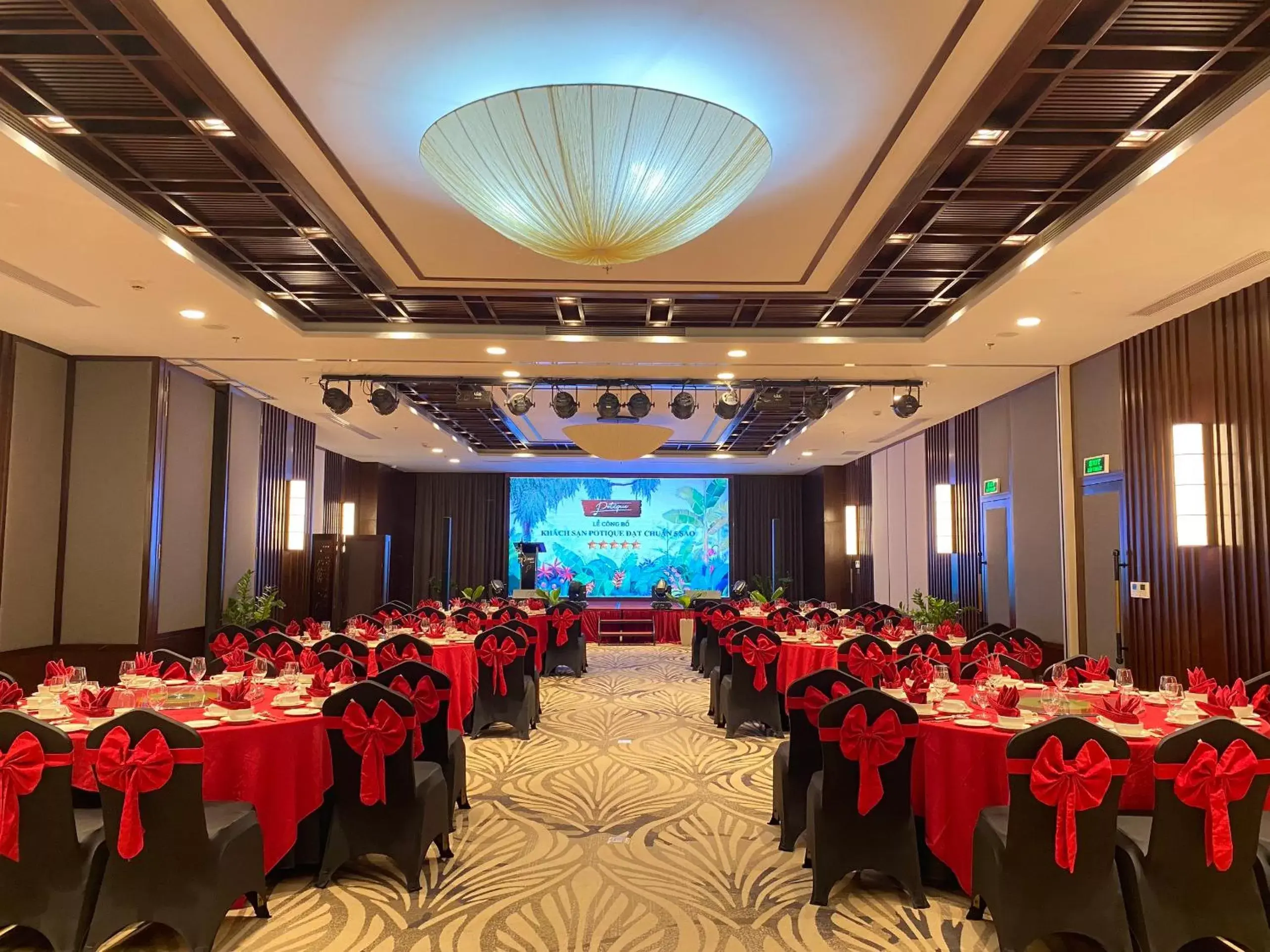 Meeting/conference room, Banquet Facilities in Potique Hotel